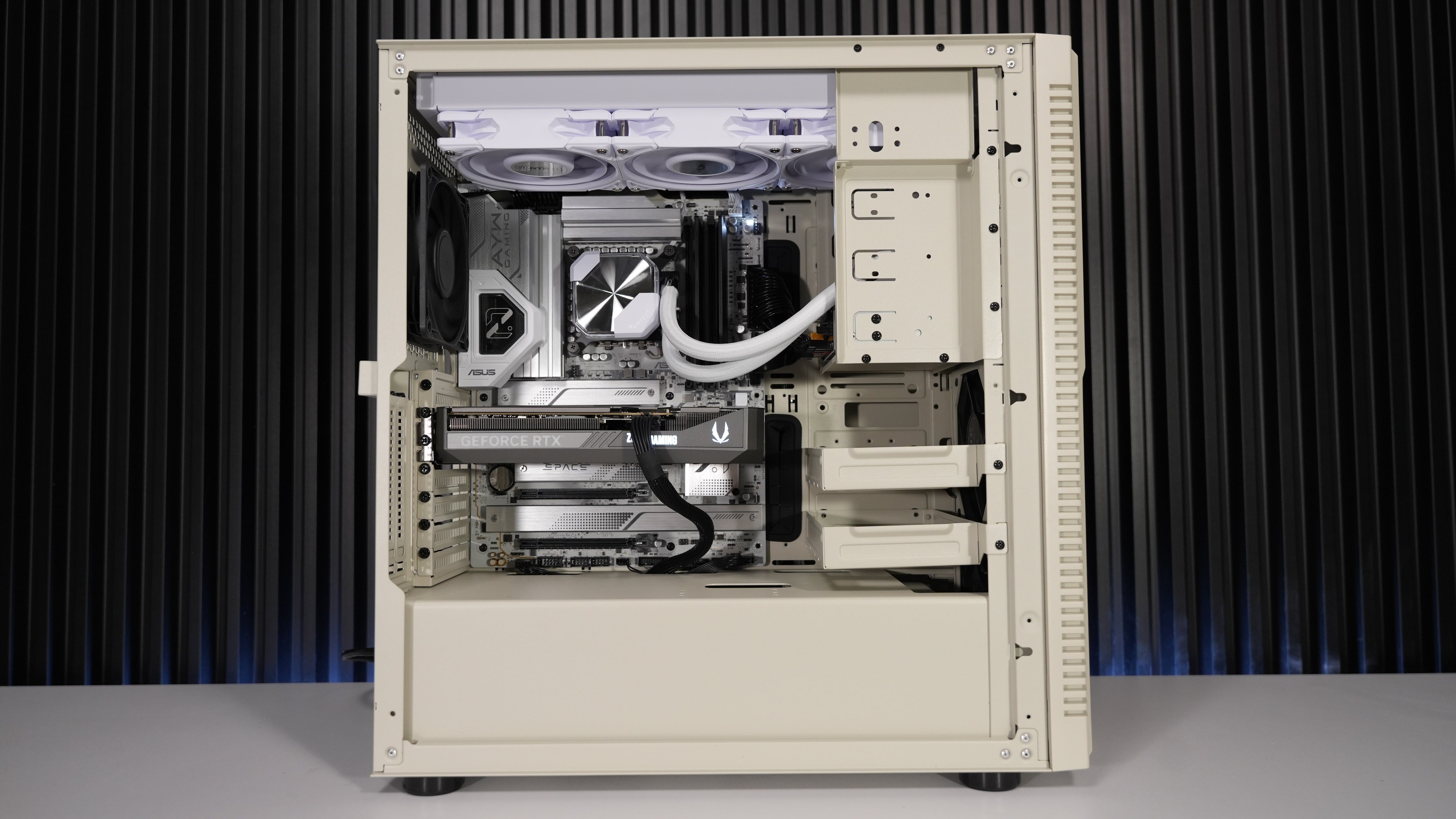 Intel Ultra 7 265K + RTX 5070 Gaming/Streaming PC