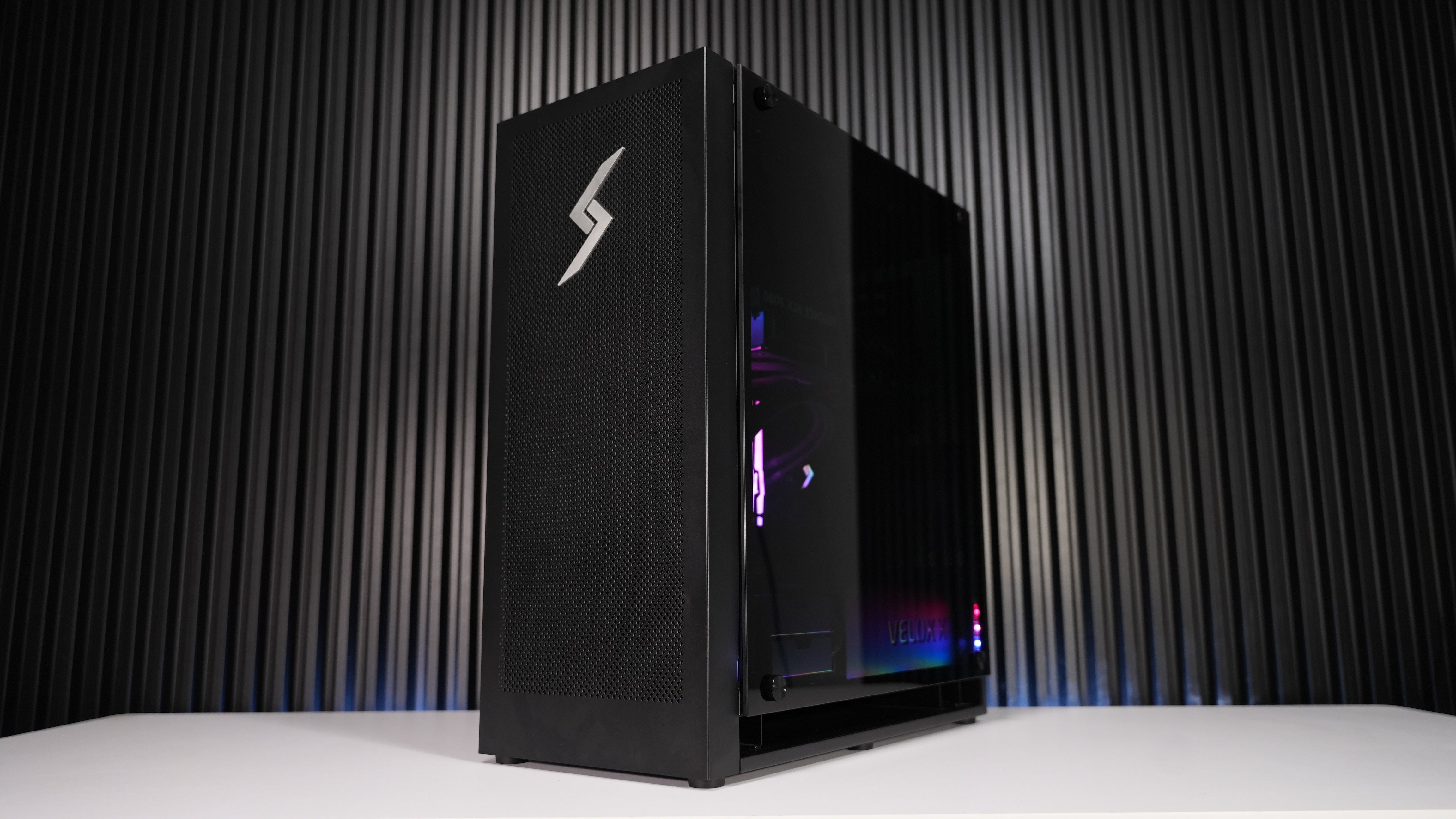 Ryzen 7 9800X3D + RTX 5090 Gaming/Streaming PC