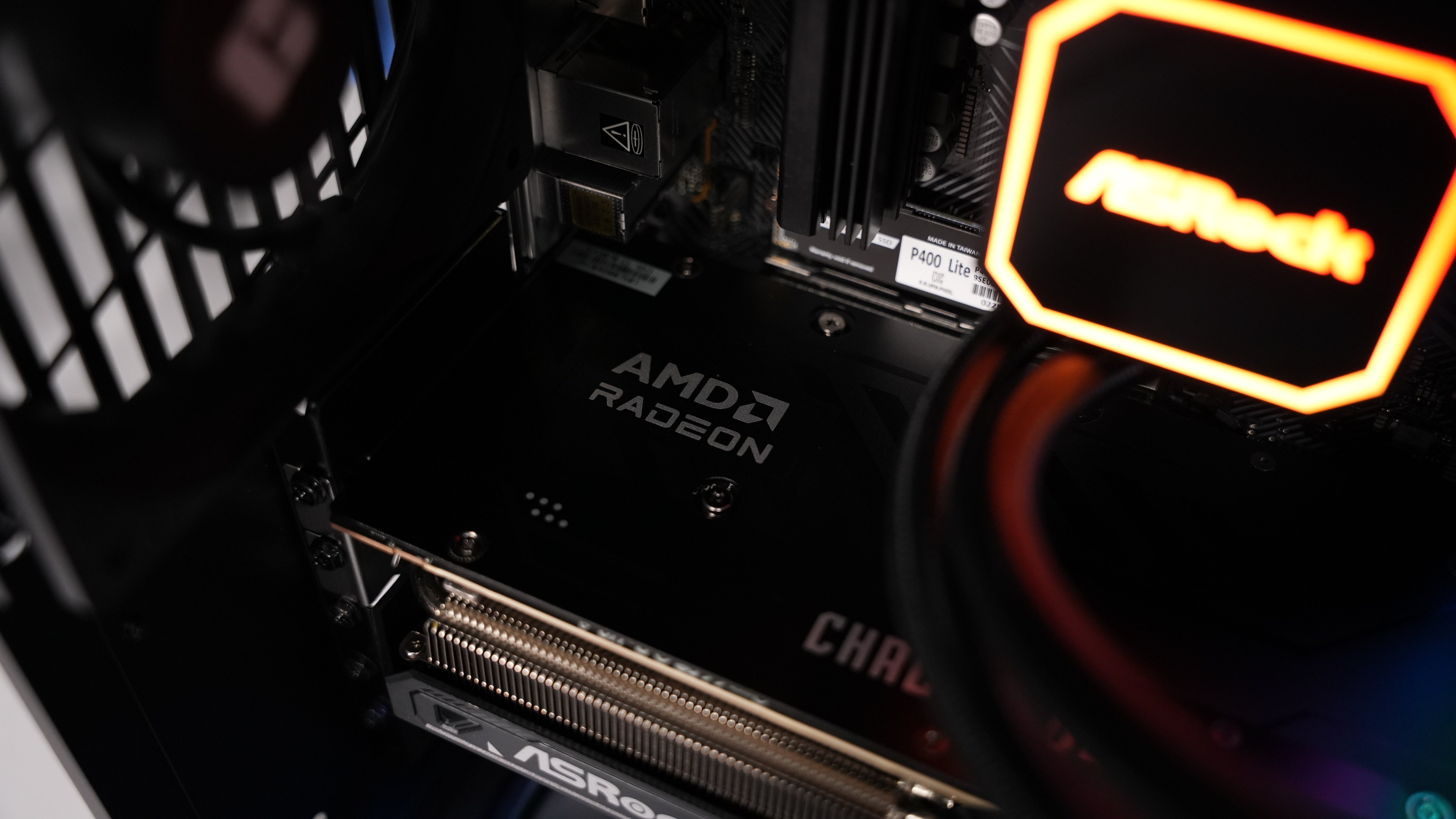 Ryzen 7 7700X + RX 9070 Gaming/Streaming PC