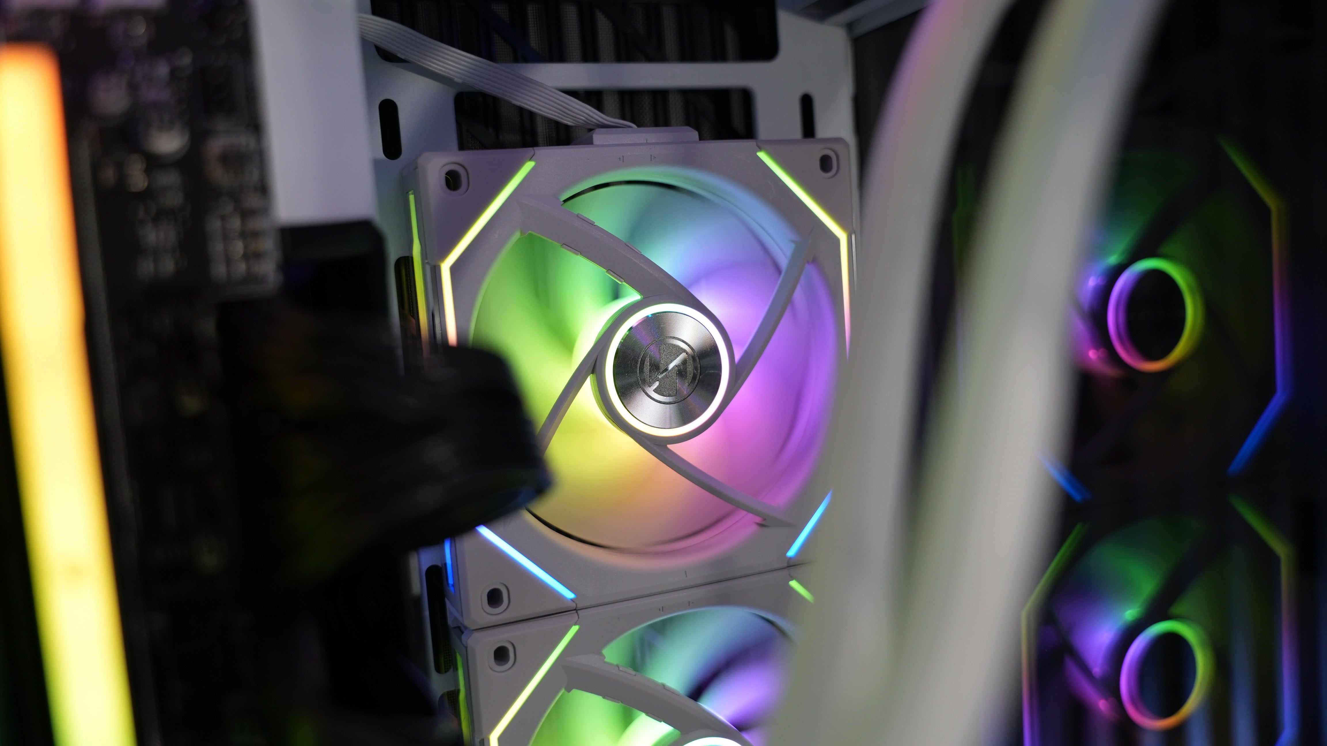 Intel i9 14900K + RTX 4070 Ti Gaming/Streaming PC