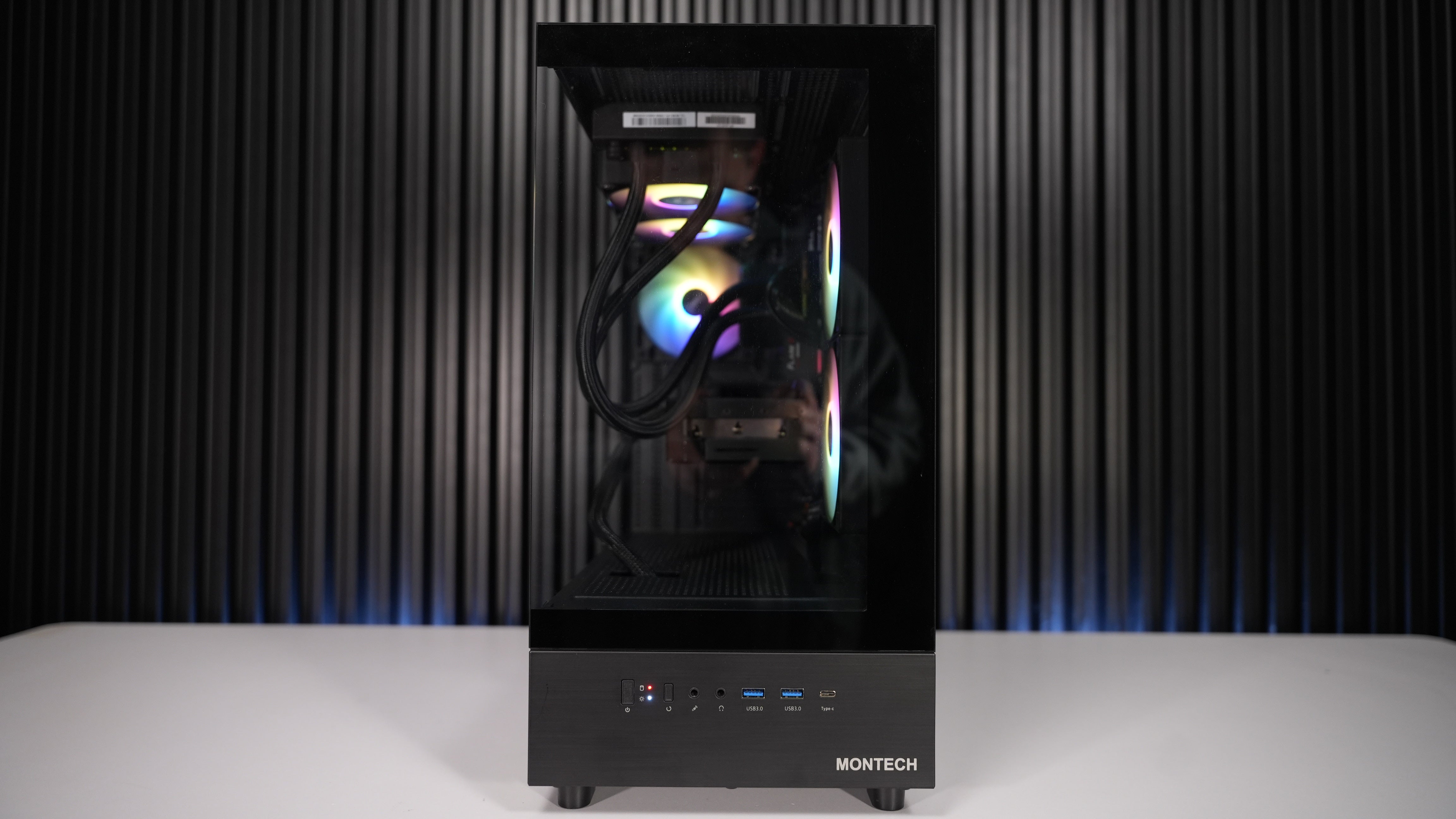 Ryzen 7 7700X + RTX 5070 Gaming/Streaming PC