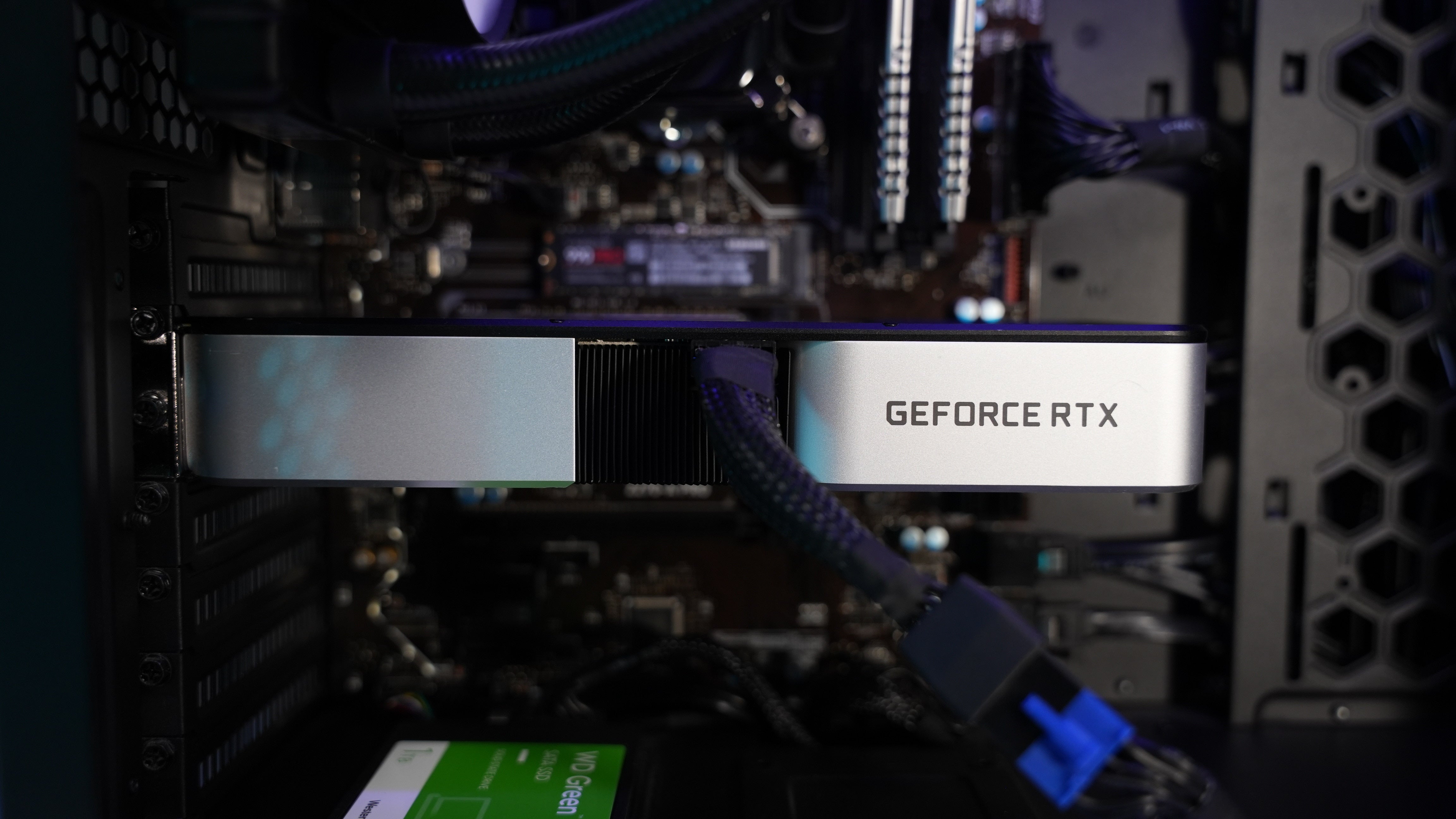 Intel i7 7700K + RTX 3060 Ti Gaming PC