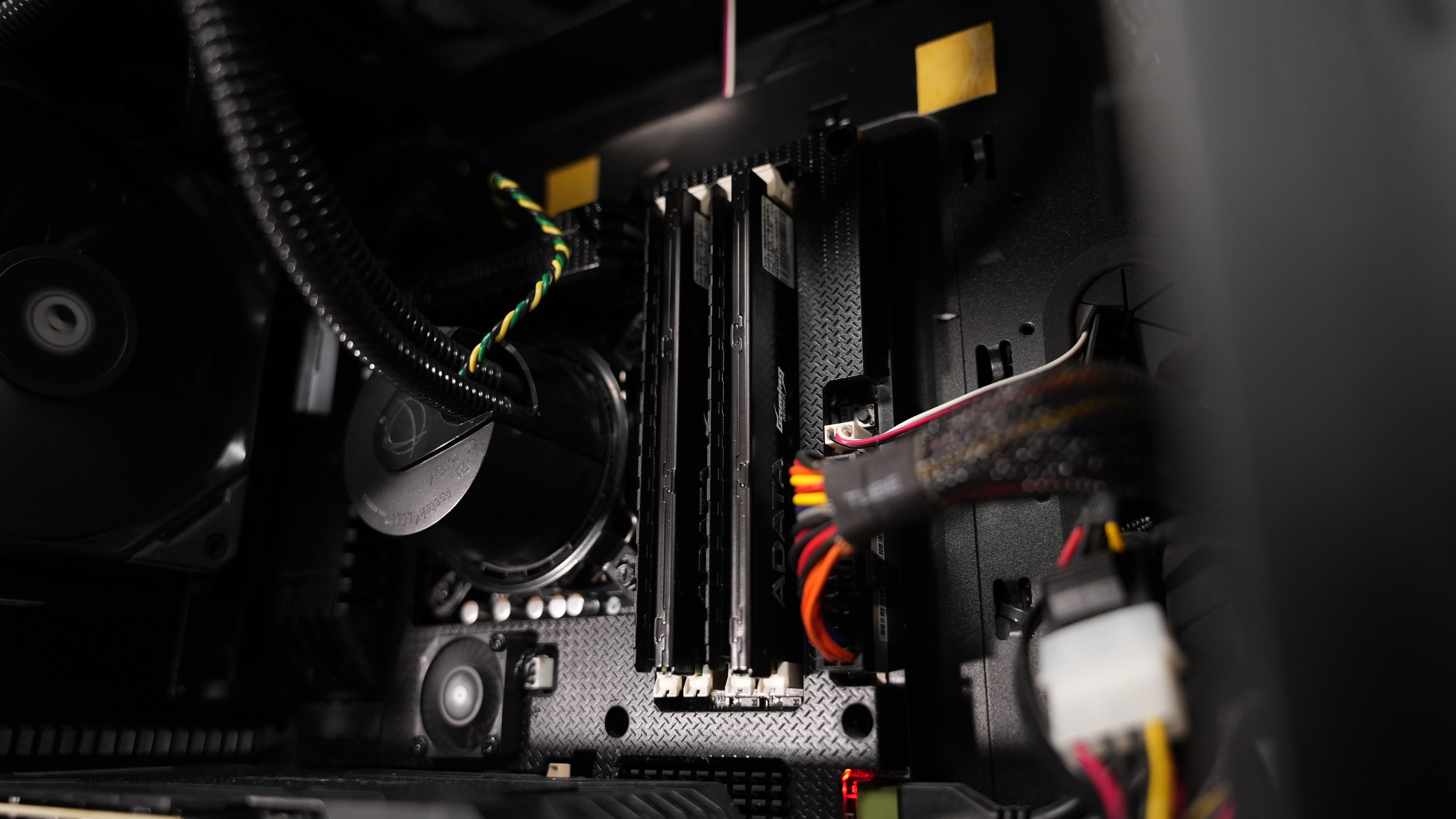 Intel i7 3770K + GTX 1060 Budget Gaming PC