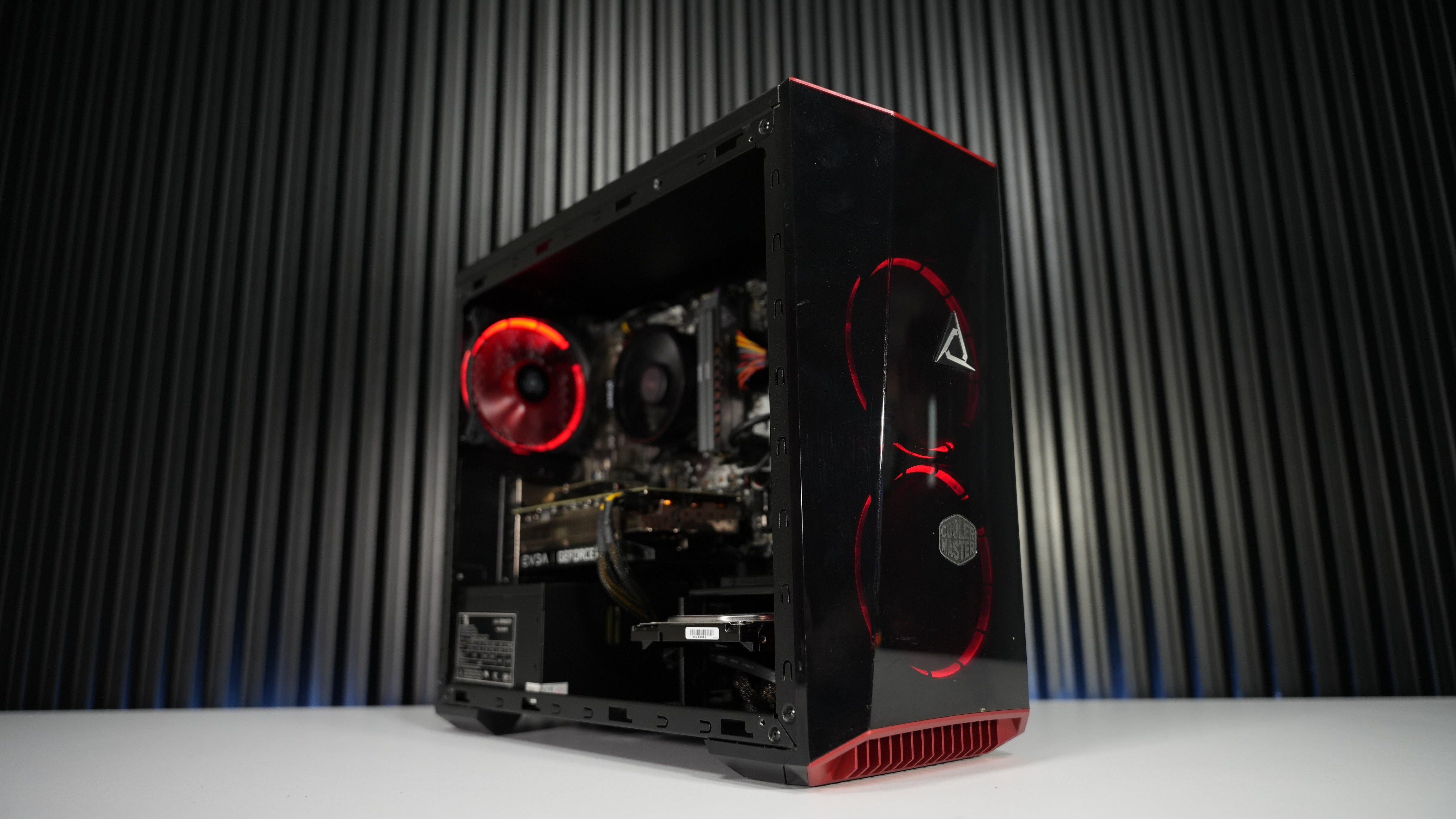 Ryzen 5 2600 + RTX 2060 Gaming PC