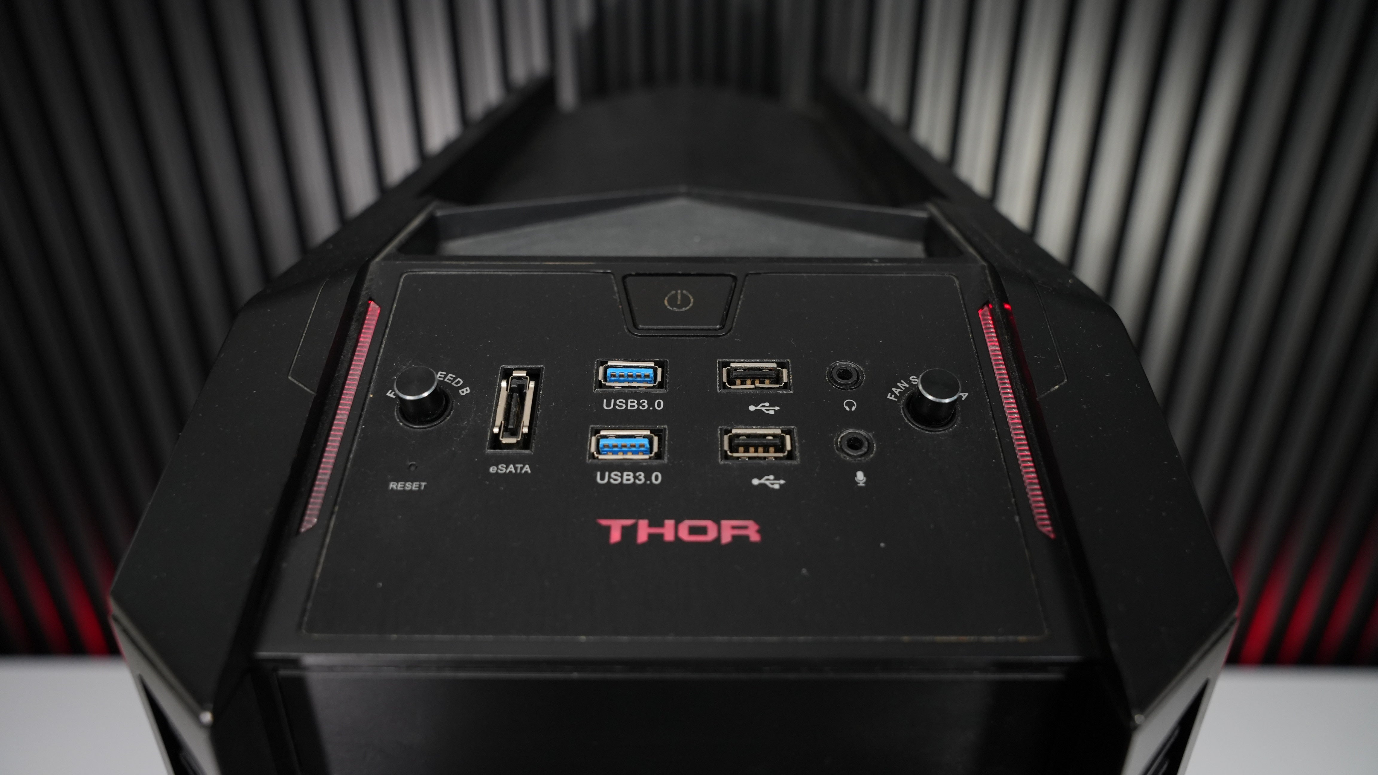 Intel i7 4790 + GTX 1080 Gaming PC