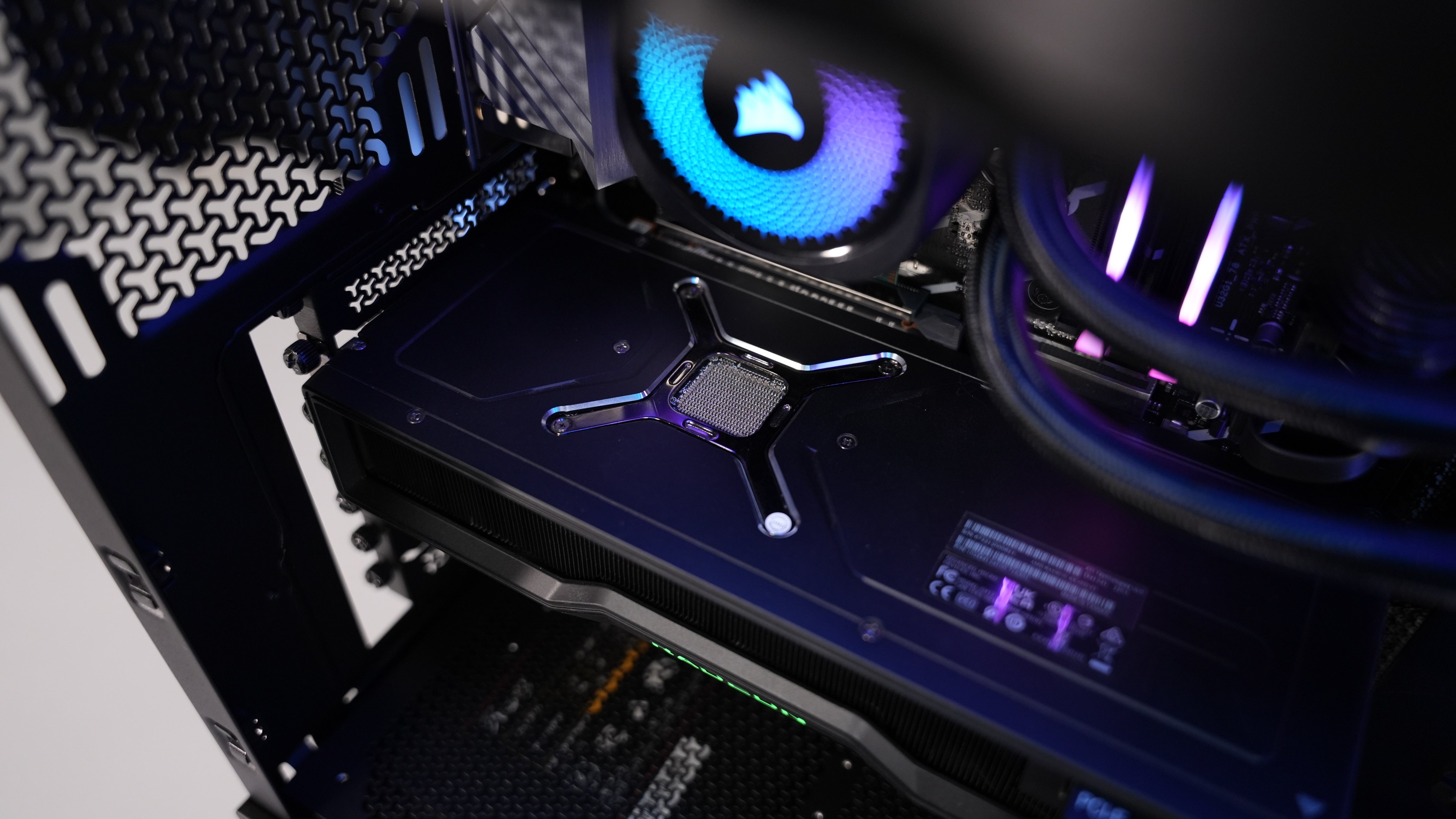 Intel i9 12900K + RX 6950XT Gaming PC