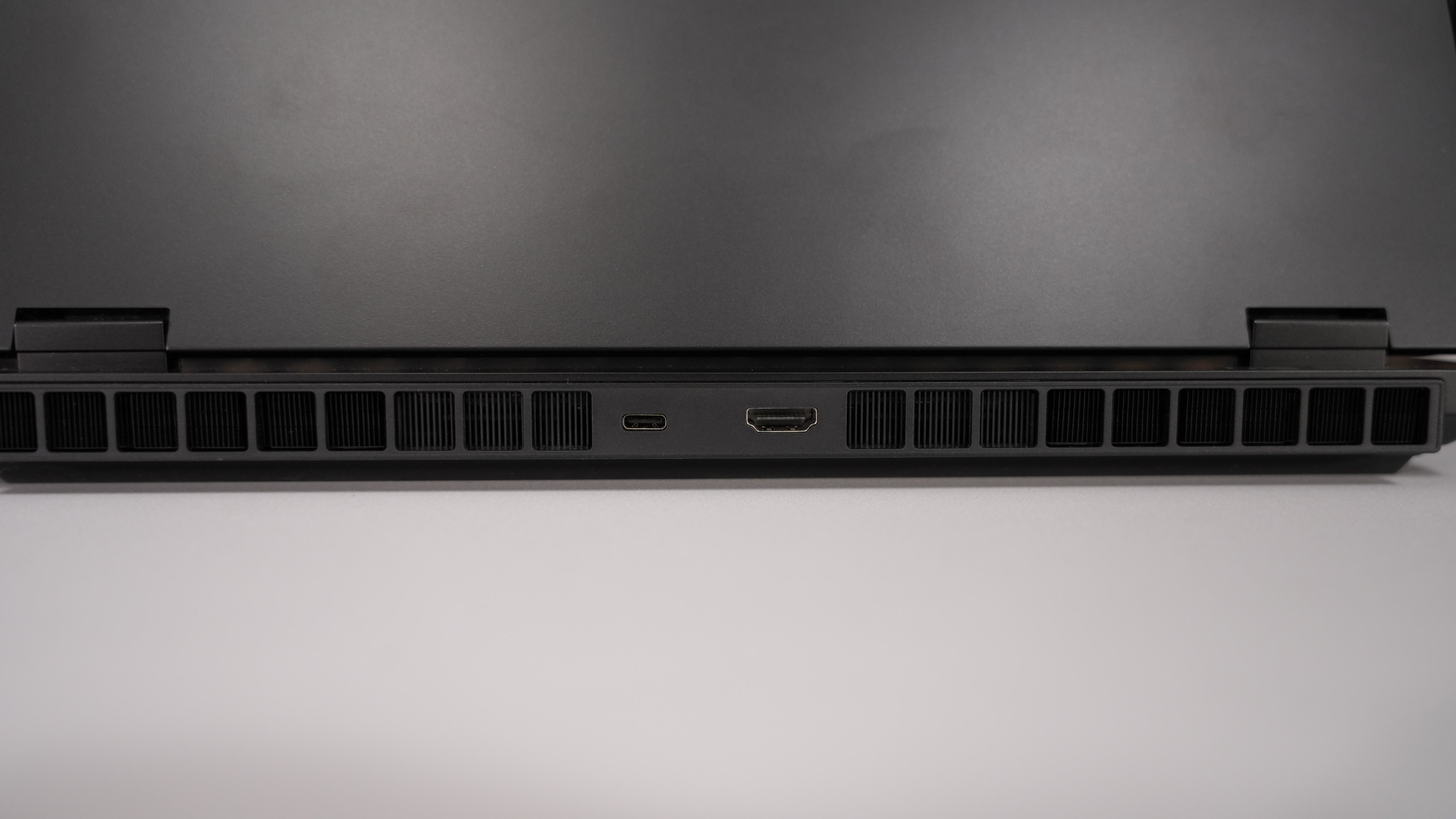 Intel Ultra 7 255HX + RTX 5060 Gaming Laptop
