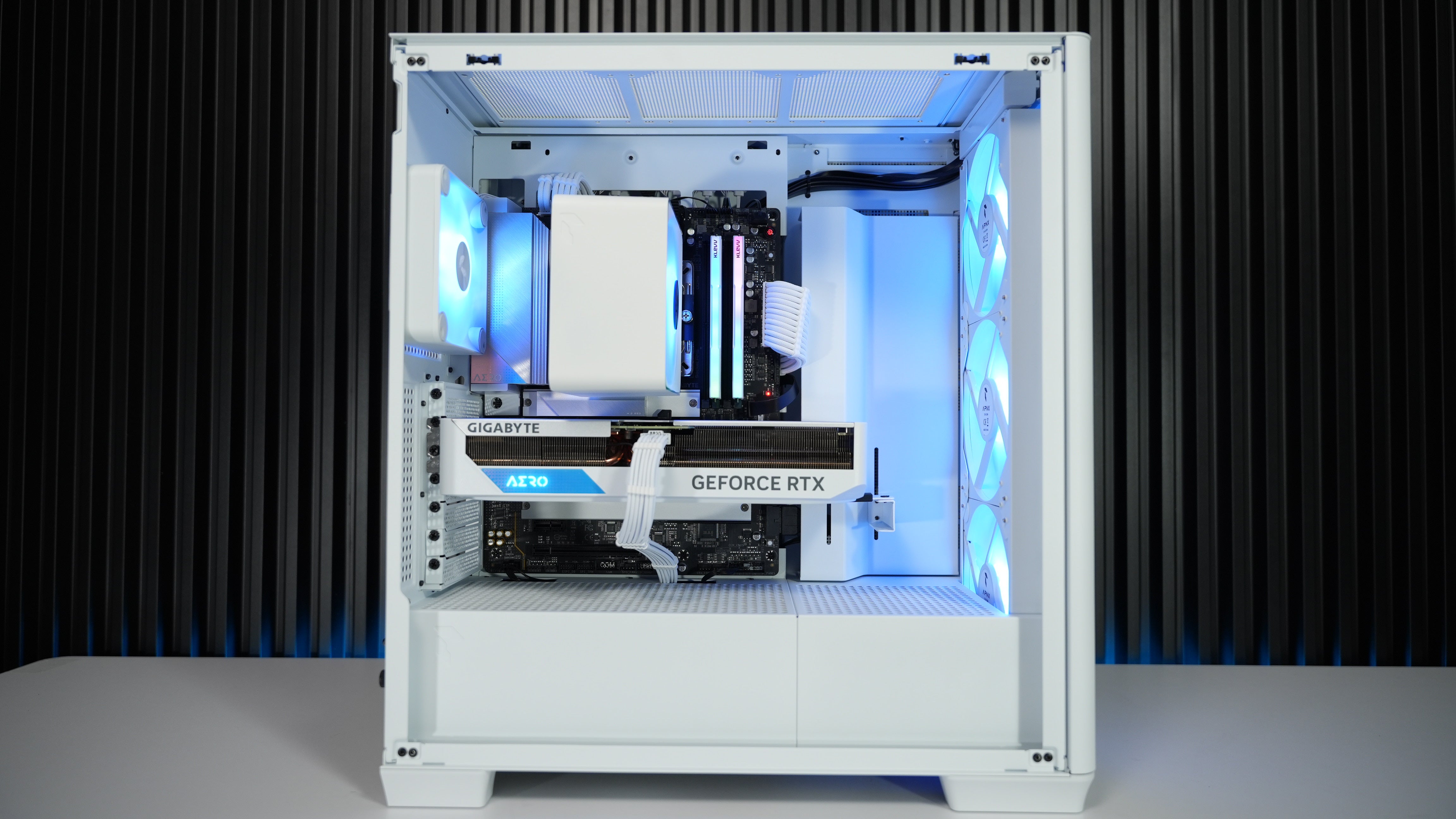Ryzen 5 7600X + RTX 4070 Super Gaming/Streaming PC (Ready To Ship)