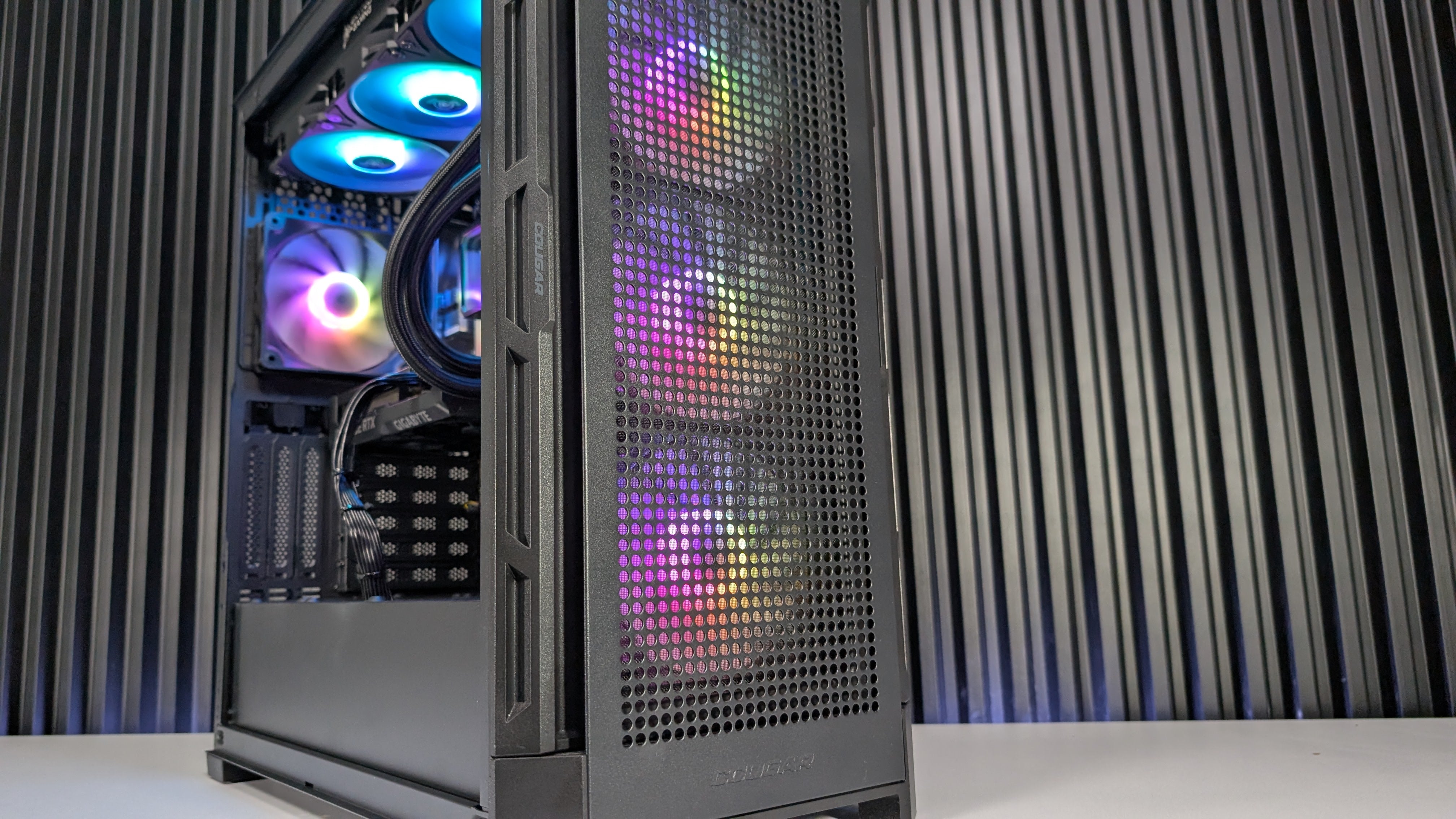 Ryzen 7 7700X + RTX 4060 Ti 8GB Gaming PC