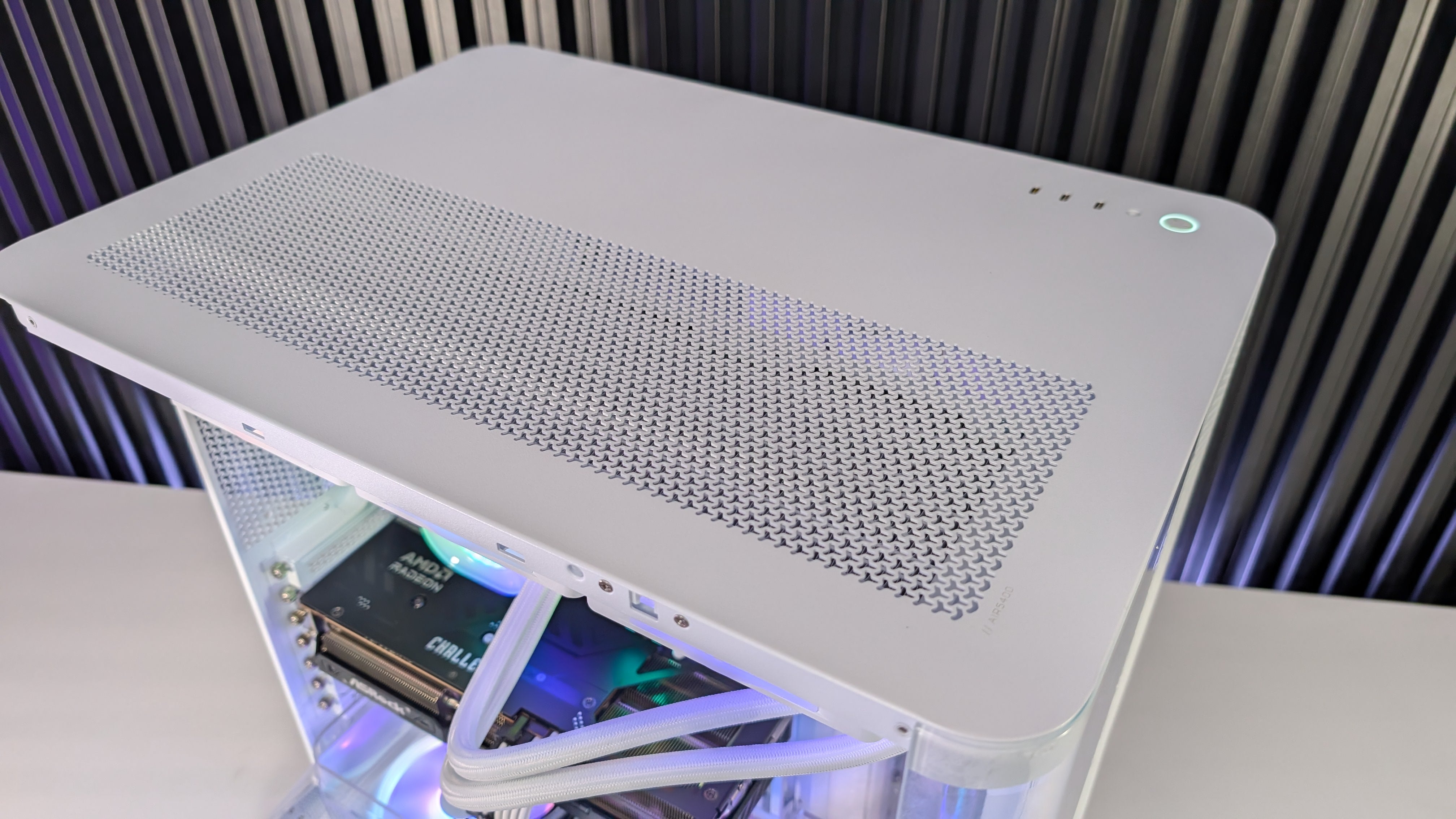 Ryzen 5 7600X + RX 9070 Gaming/Streaming PC