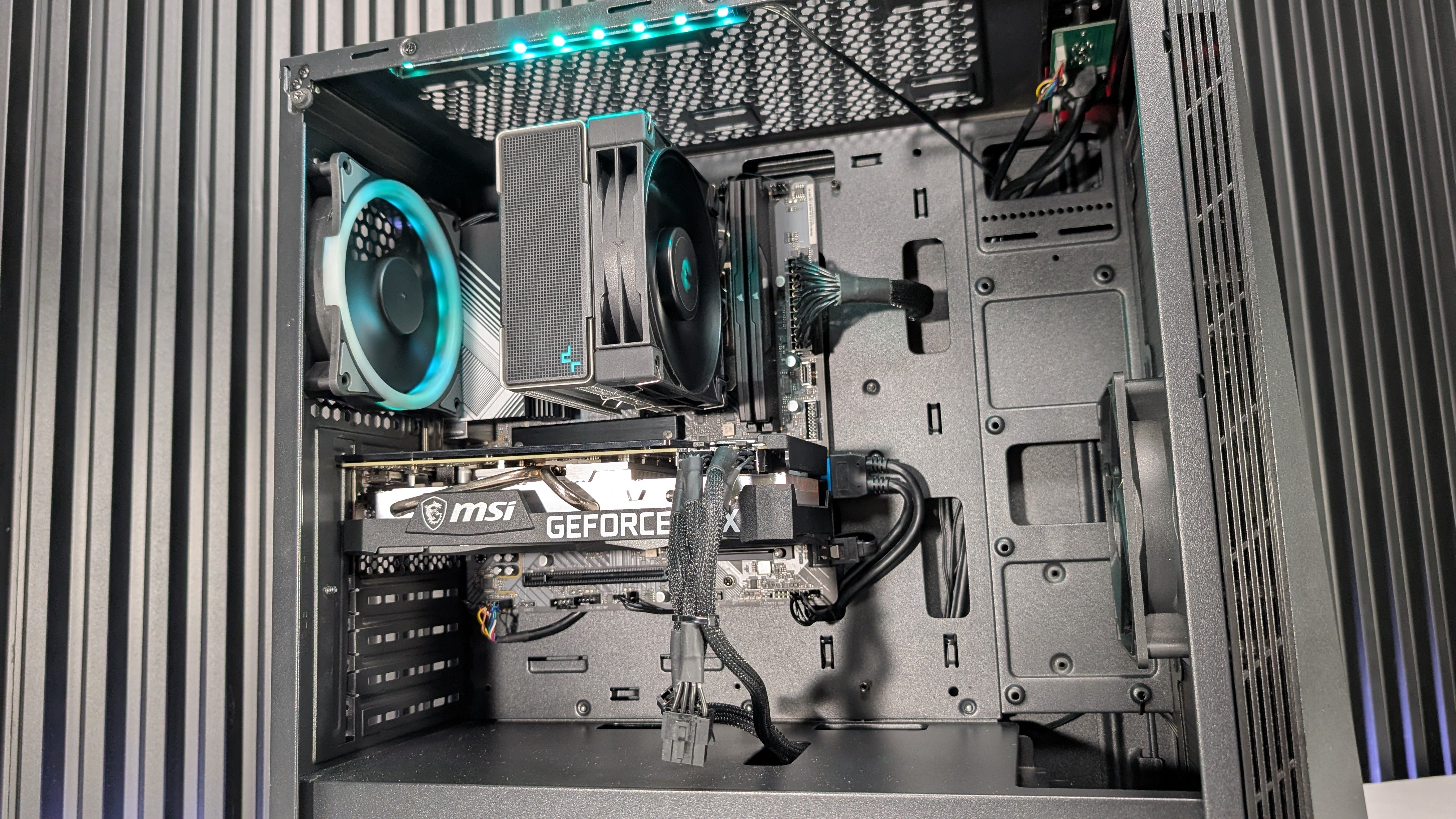 Ryzen 5 7600X + RTX 3070 8GB Gaming/Streaming PC