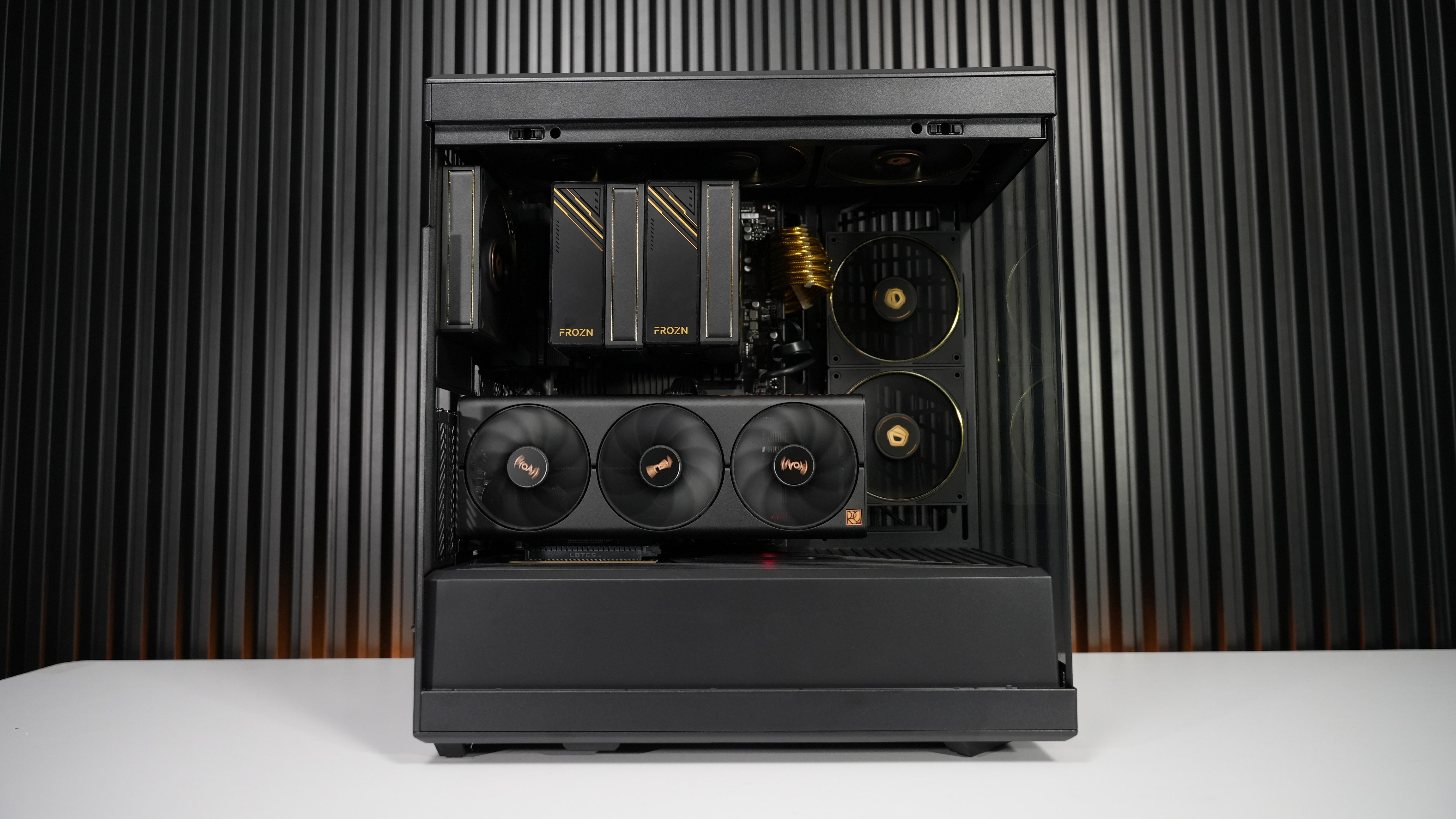 Intel i7 12700K + RTX 4070 Super Gaming/Streaming PC