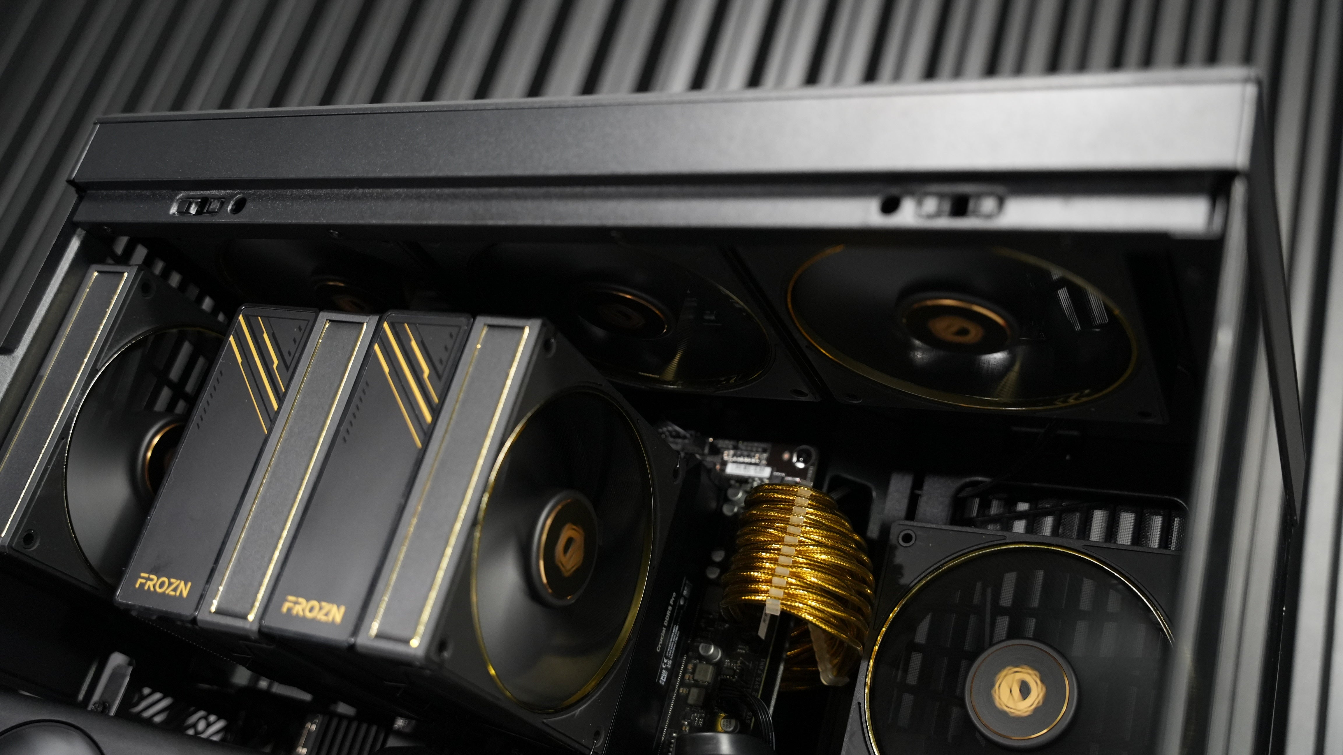 Intel i7 12700K + RTX 4070 Super Gaming/Streaming PC