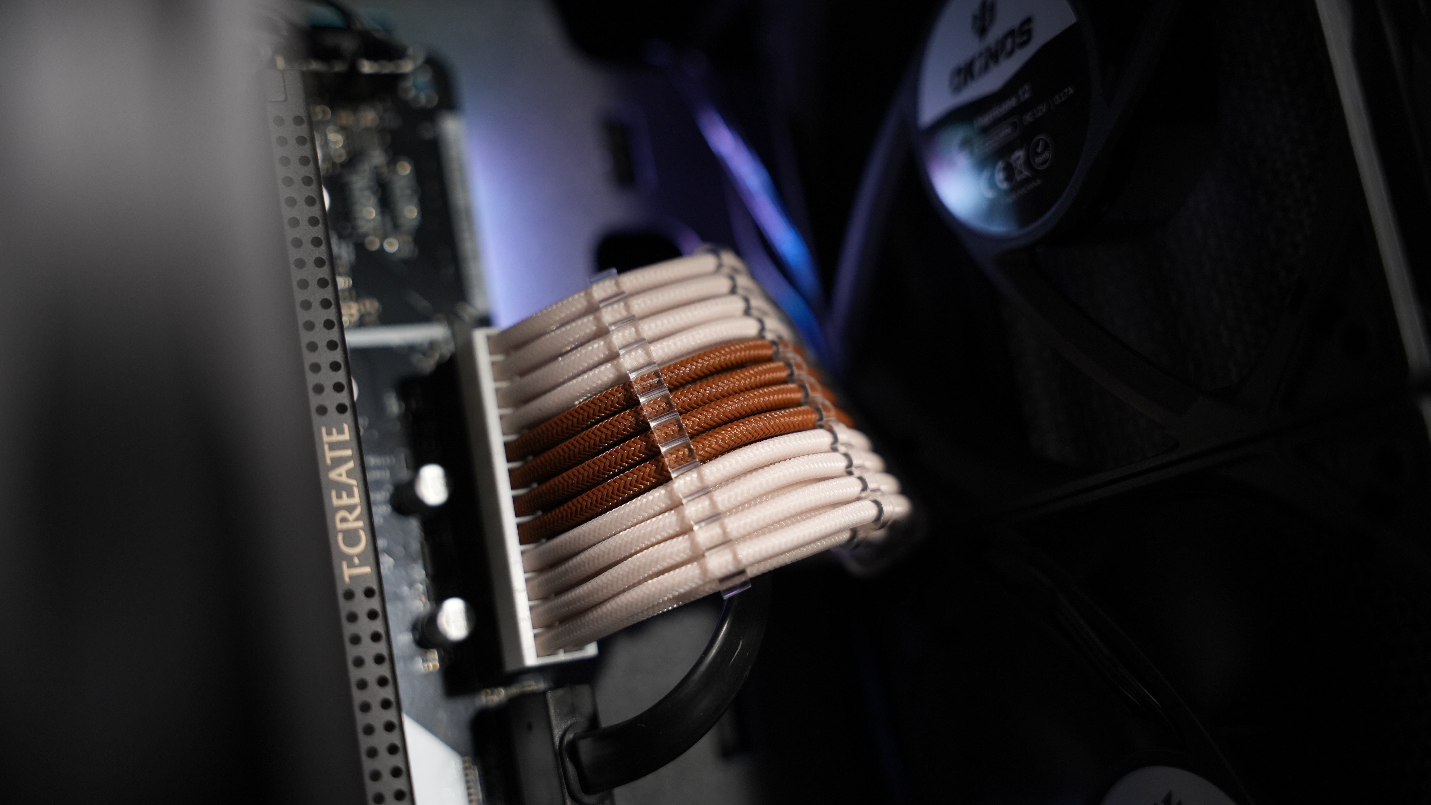 Intel i7 12700KF + Intel Arc B570 Gaming PC