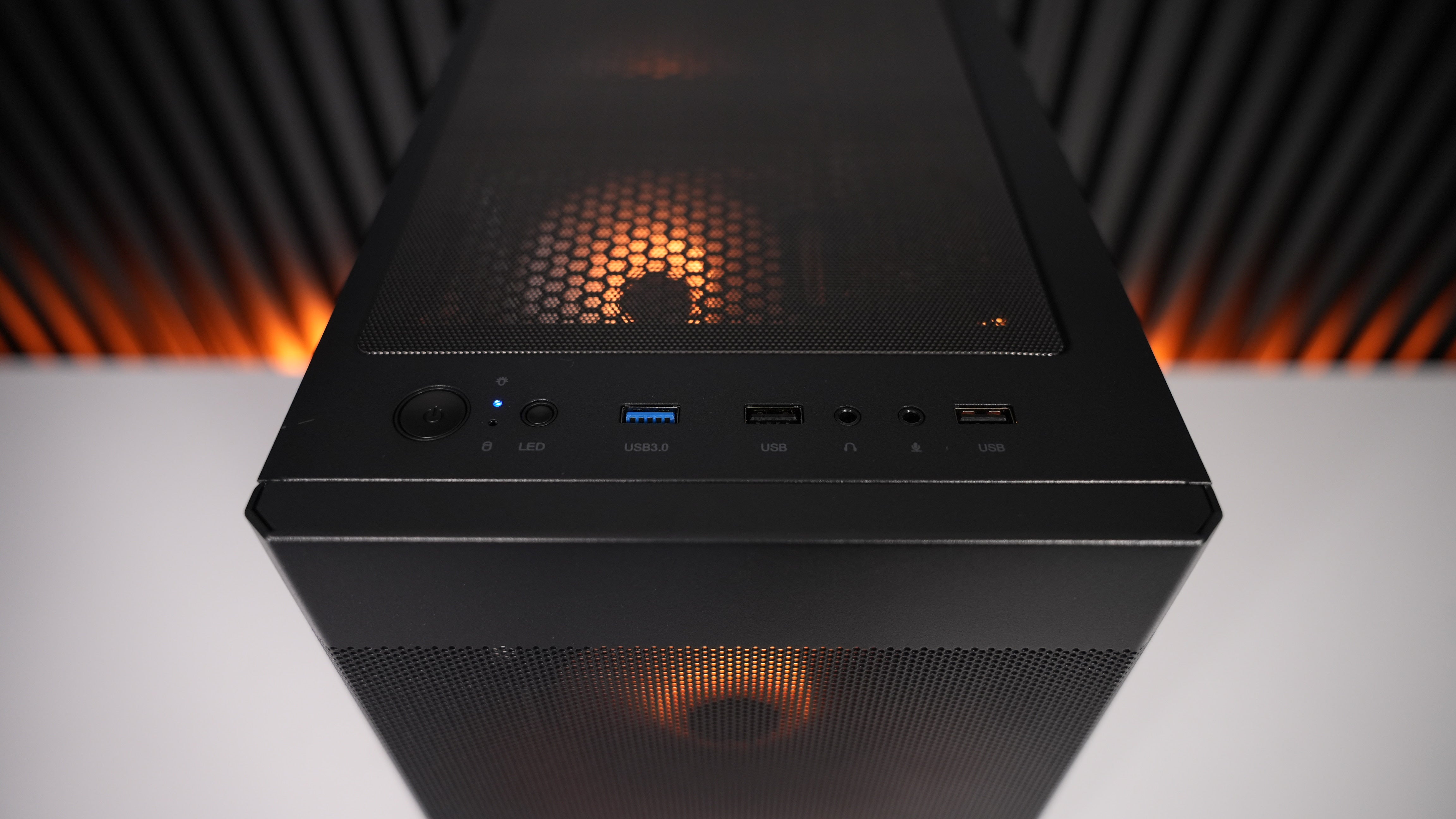 Intel i5 12600KF + RTX 4060 Gaming PC