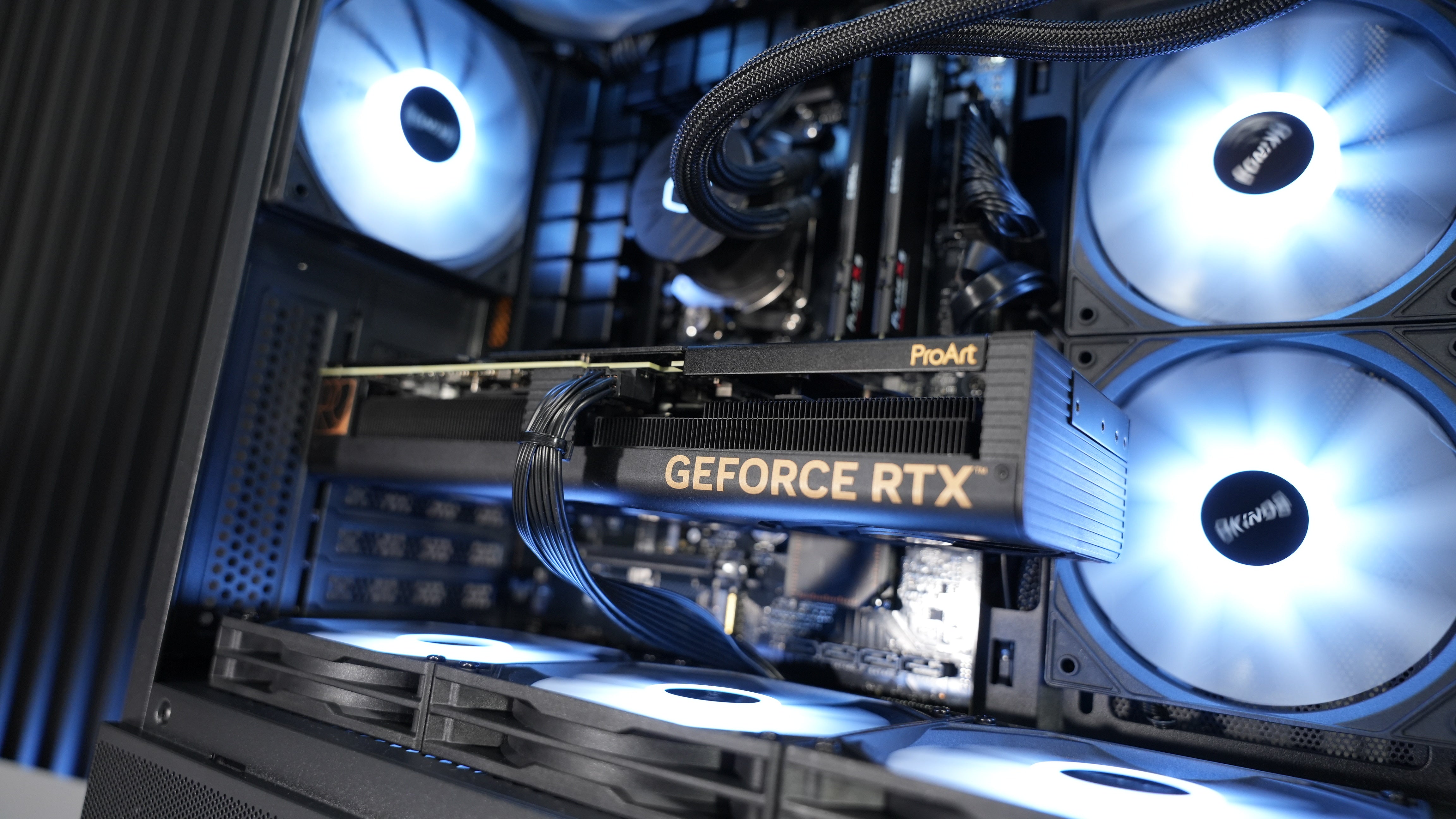 Ryzen 5 7600X3D + RTX 4070 Super Gaming/Streaming PC