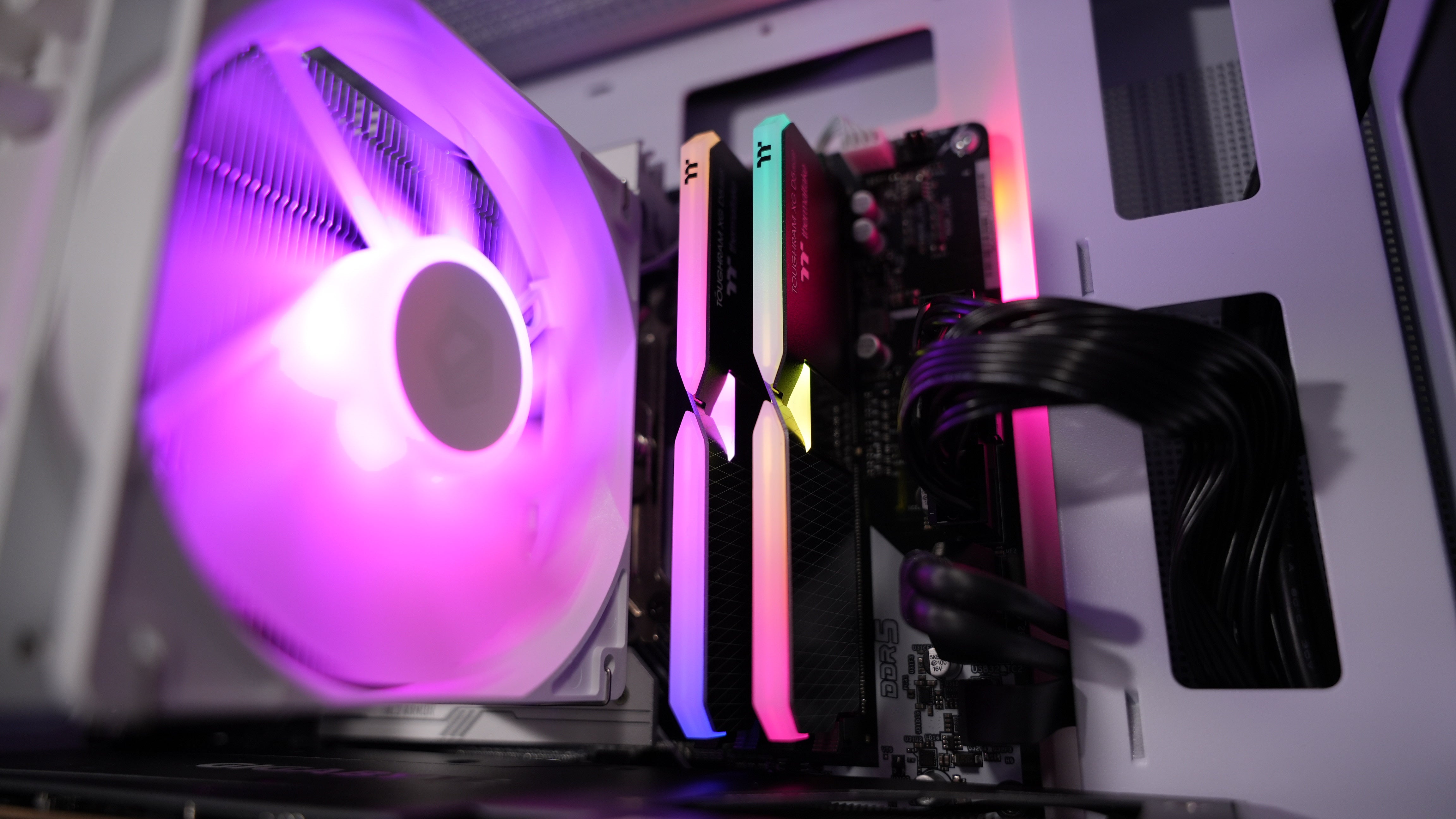 Intel i5 14400F + RX 7600 Gaming PC