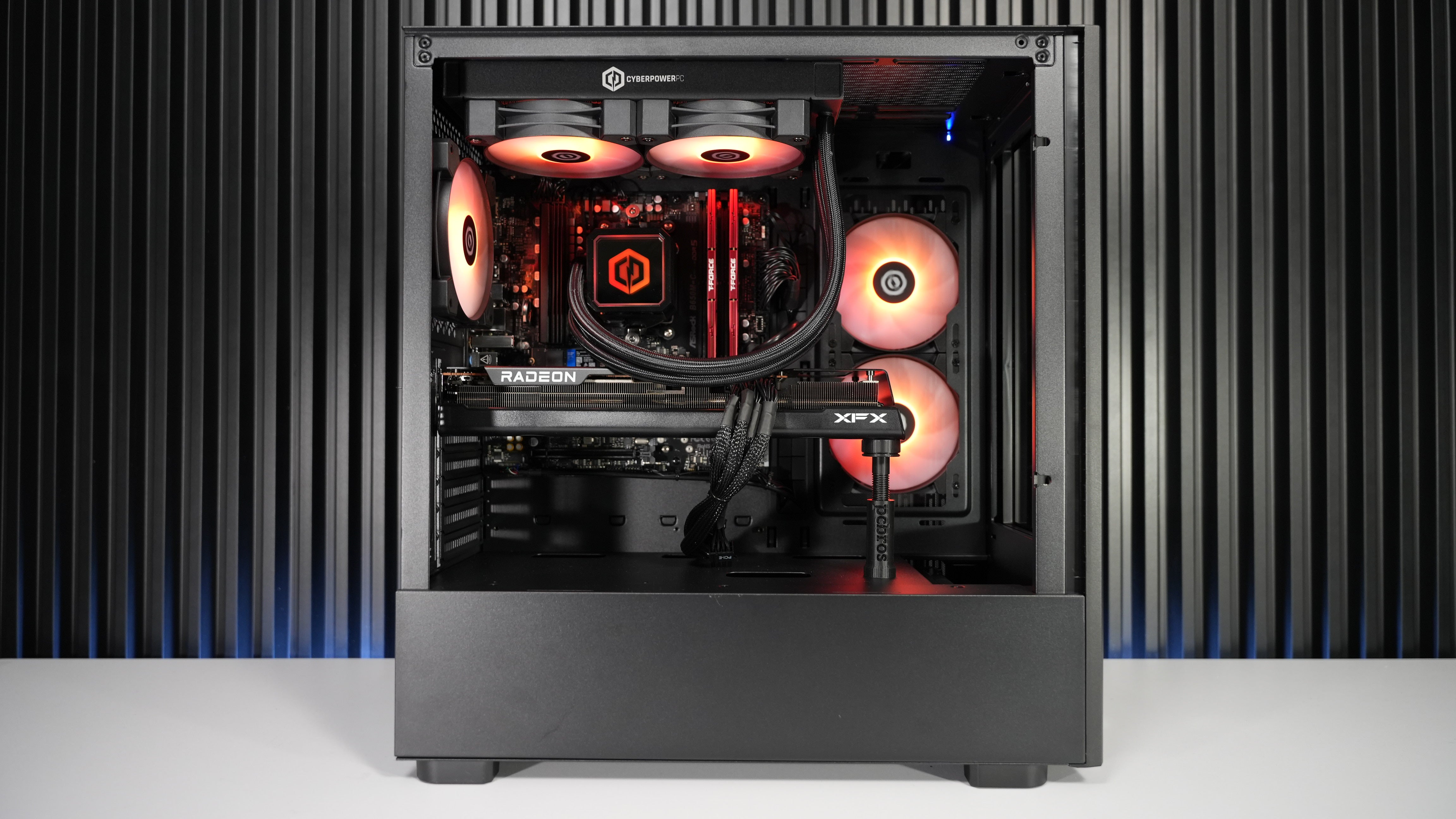 Ryzen 7 7700 + RX 7900 GRE Gaming/Streaming PC