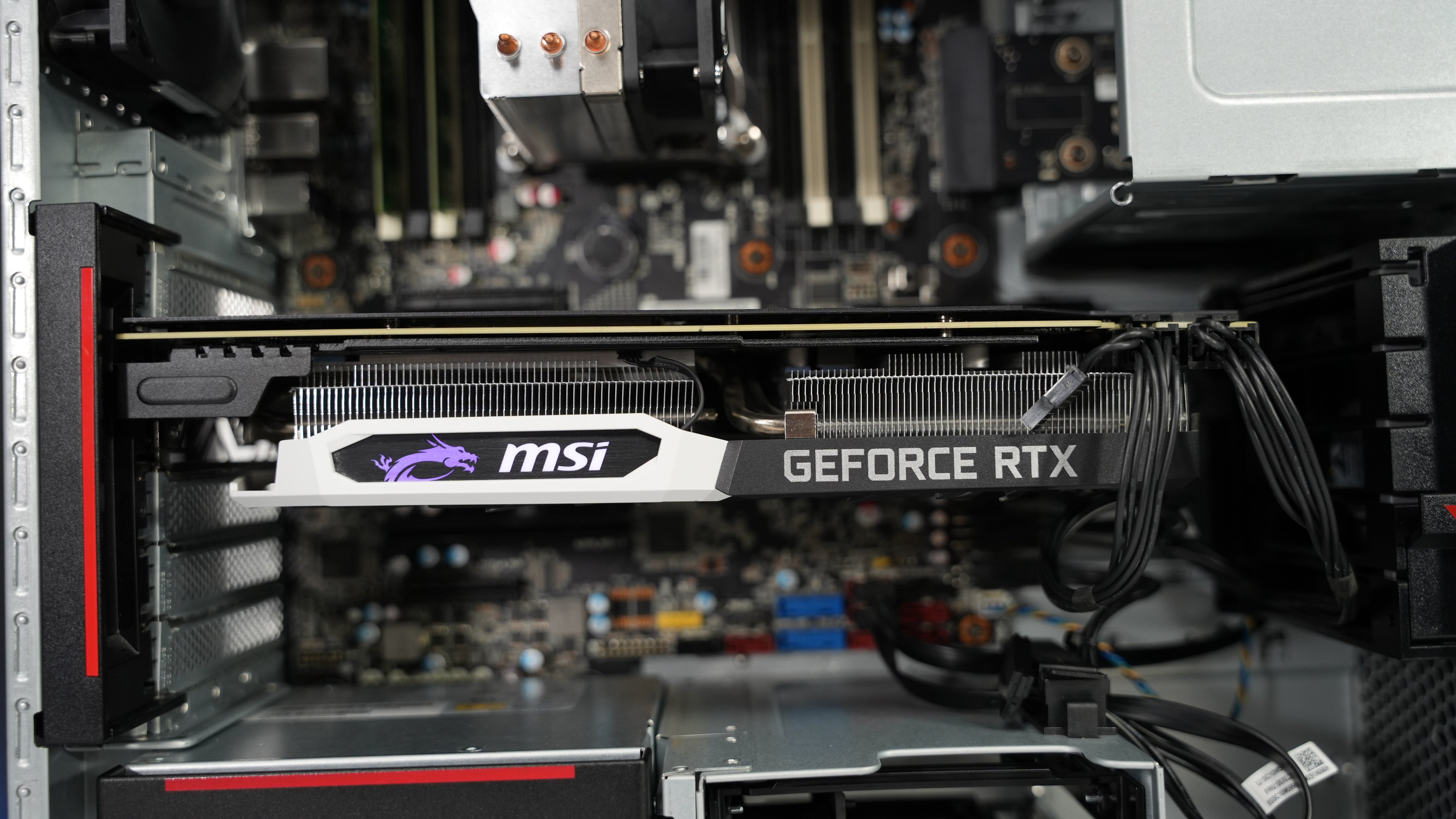 Intel Xeon W-2133 + RTX 2070 Gaming PC