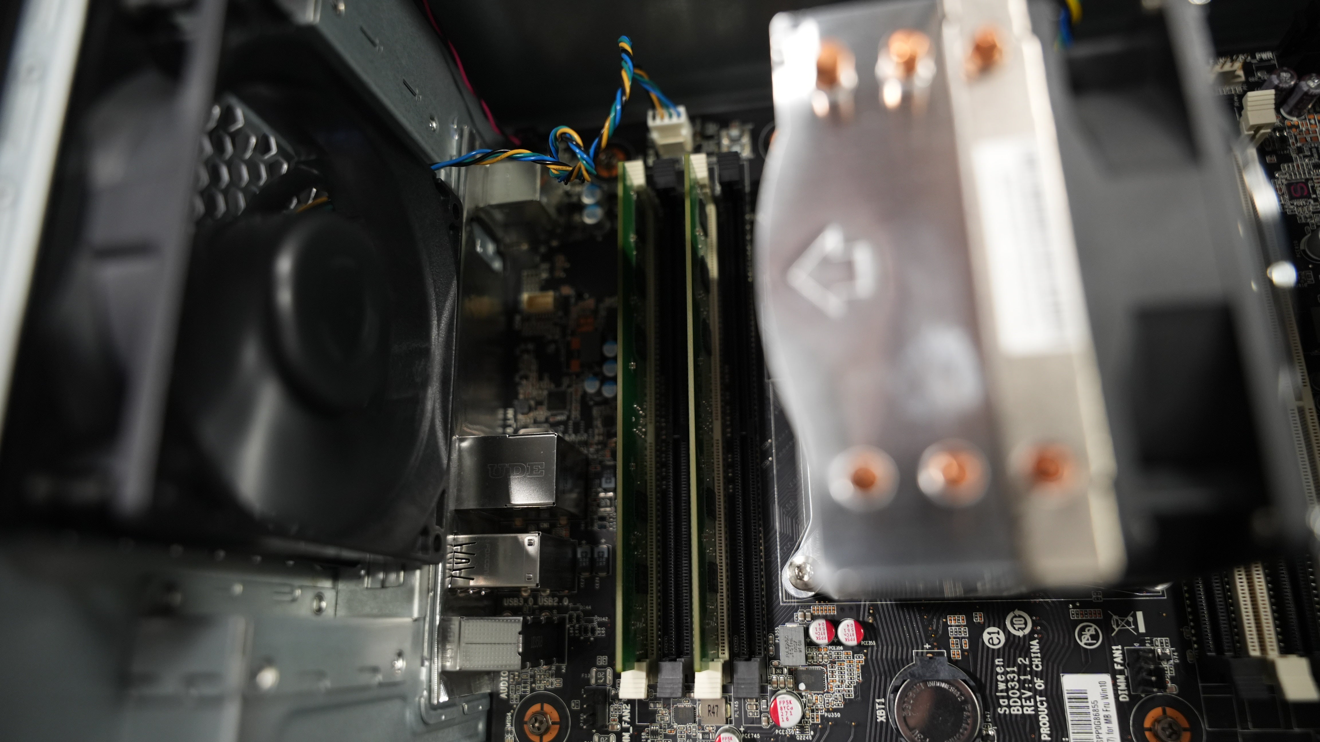 Intel Xeon W-2133 + RTX 2070 Gaming PC