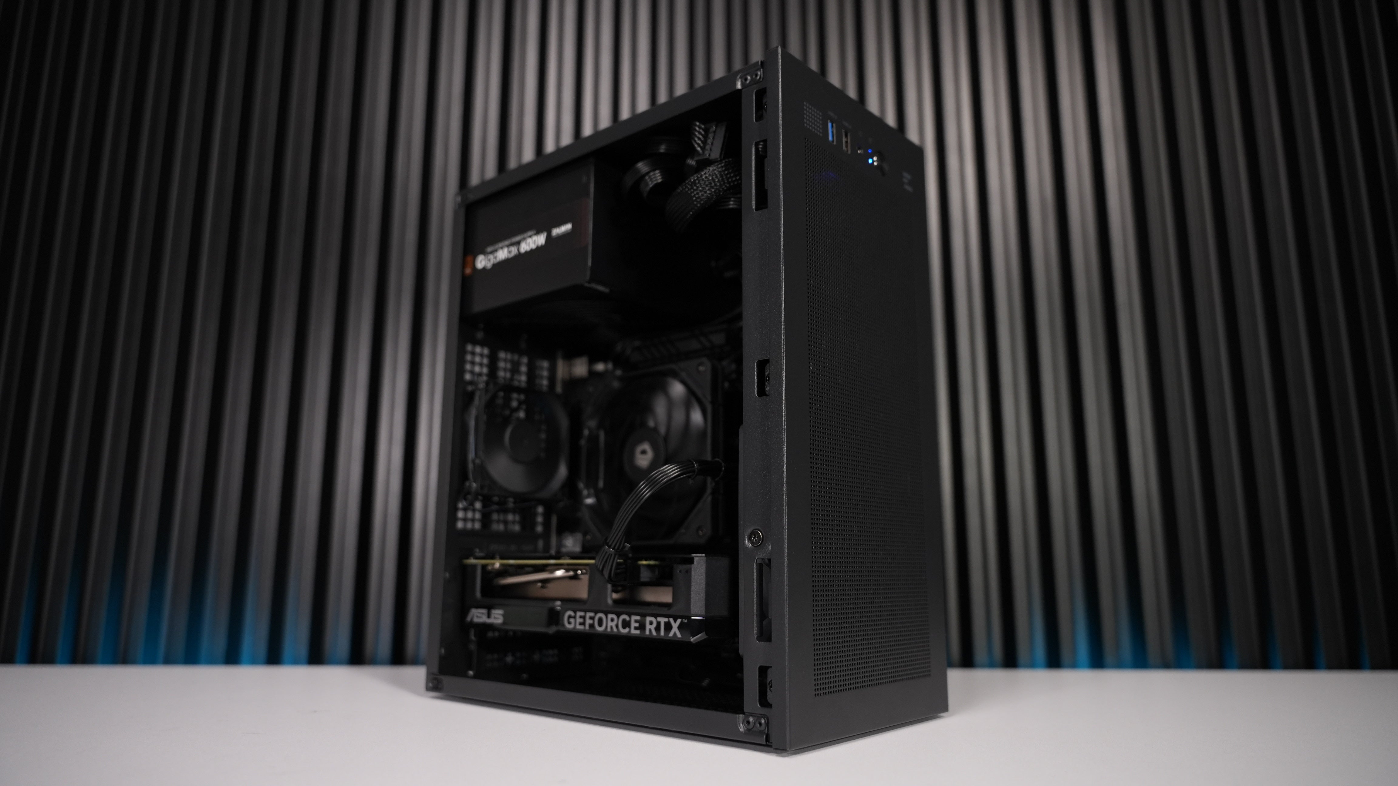 Intel i5 12400F + RTX 4060 Gaming PC