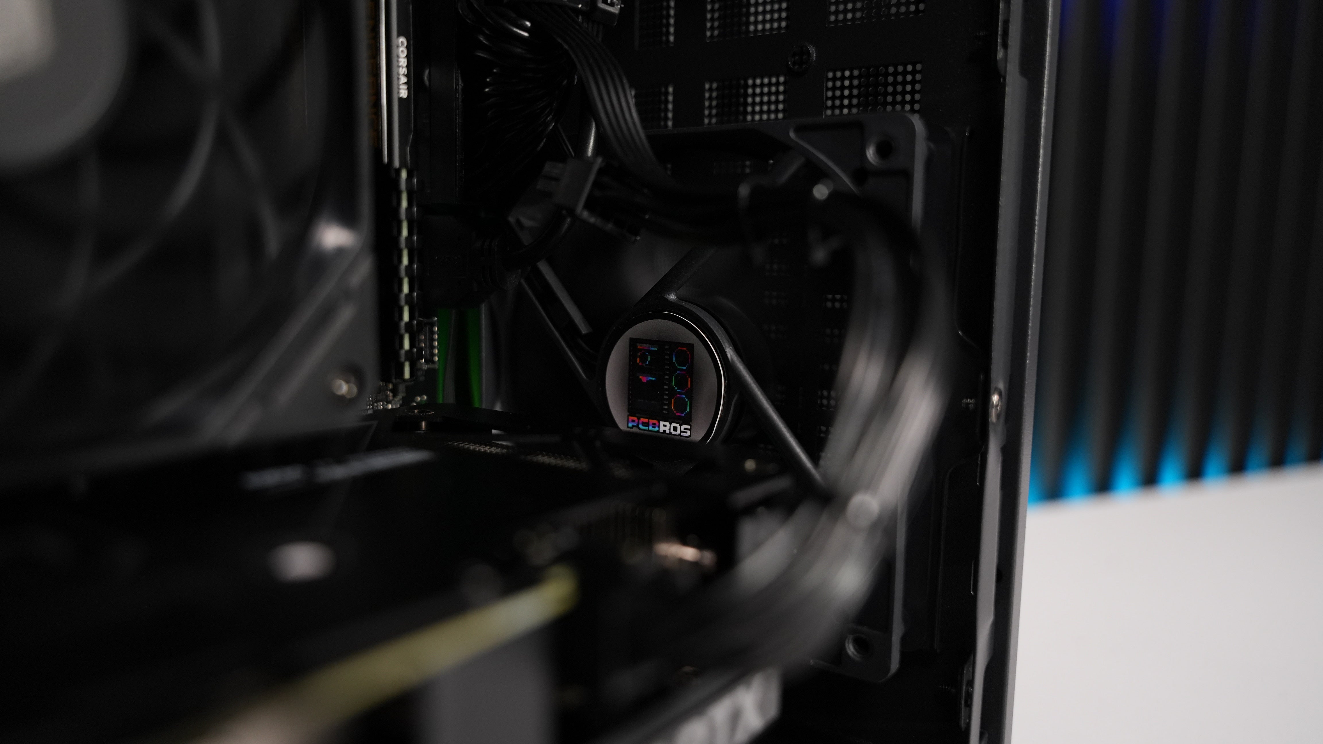 Intel i5 12400F + RTX 4060 Gaming PC