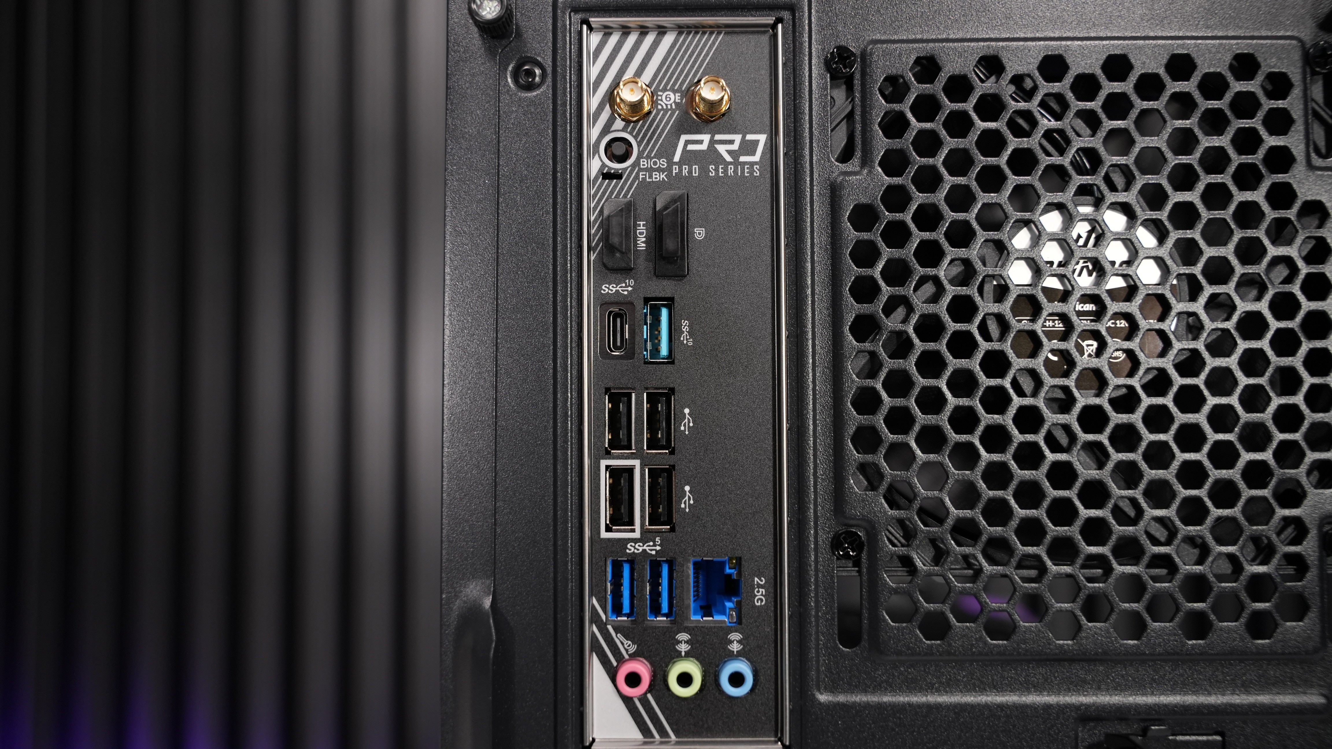 Ryzen 5 9600X + RX 9070 Gaming/Streaming PC