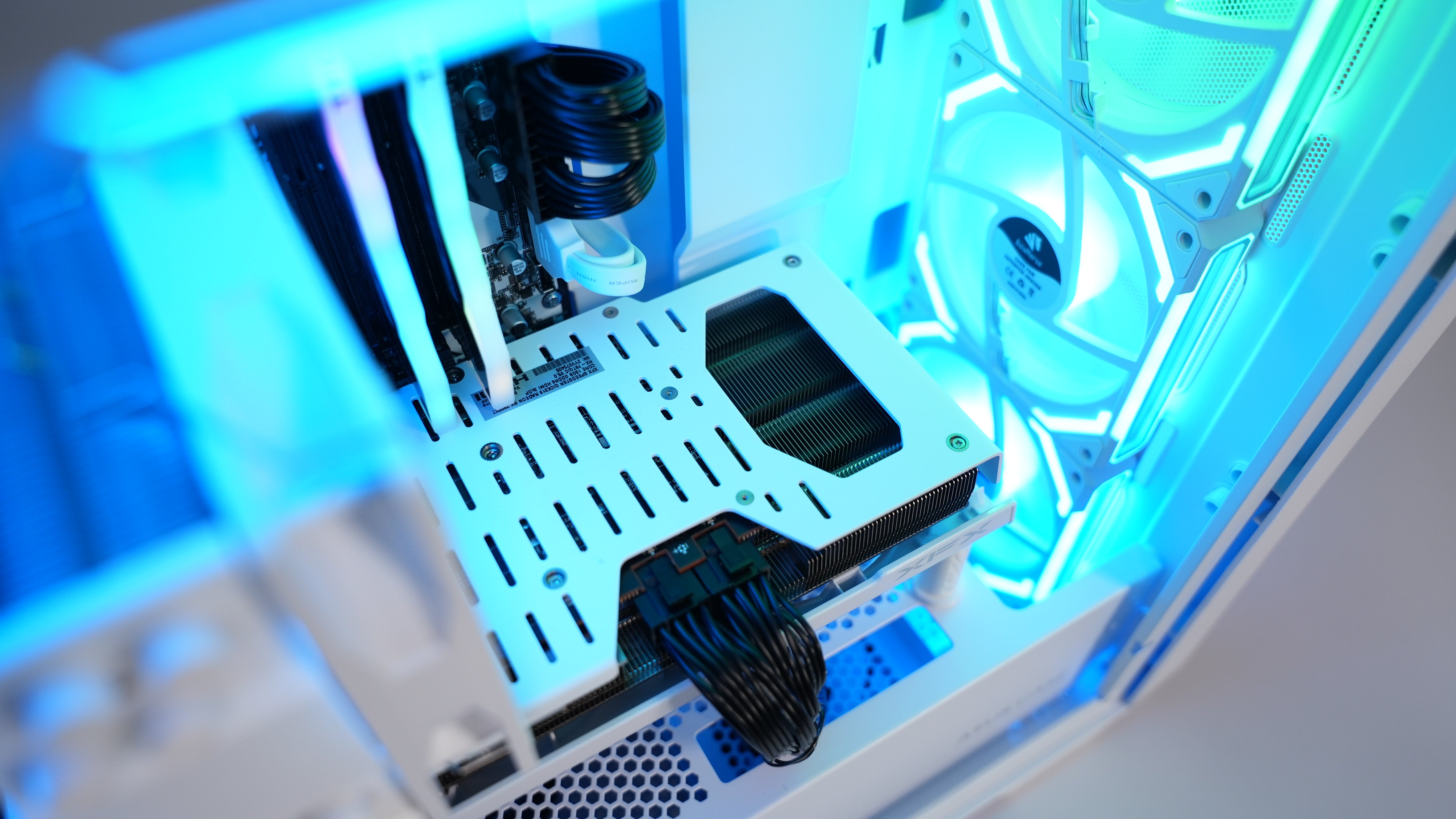 Intel i7 12700K + RX 7800XT Gaming/Streaming PC