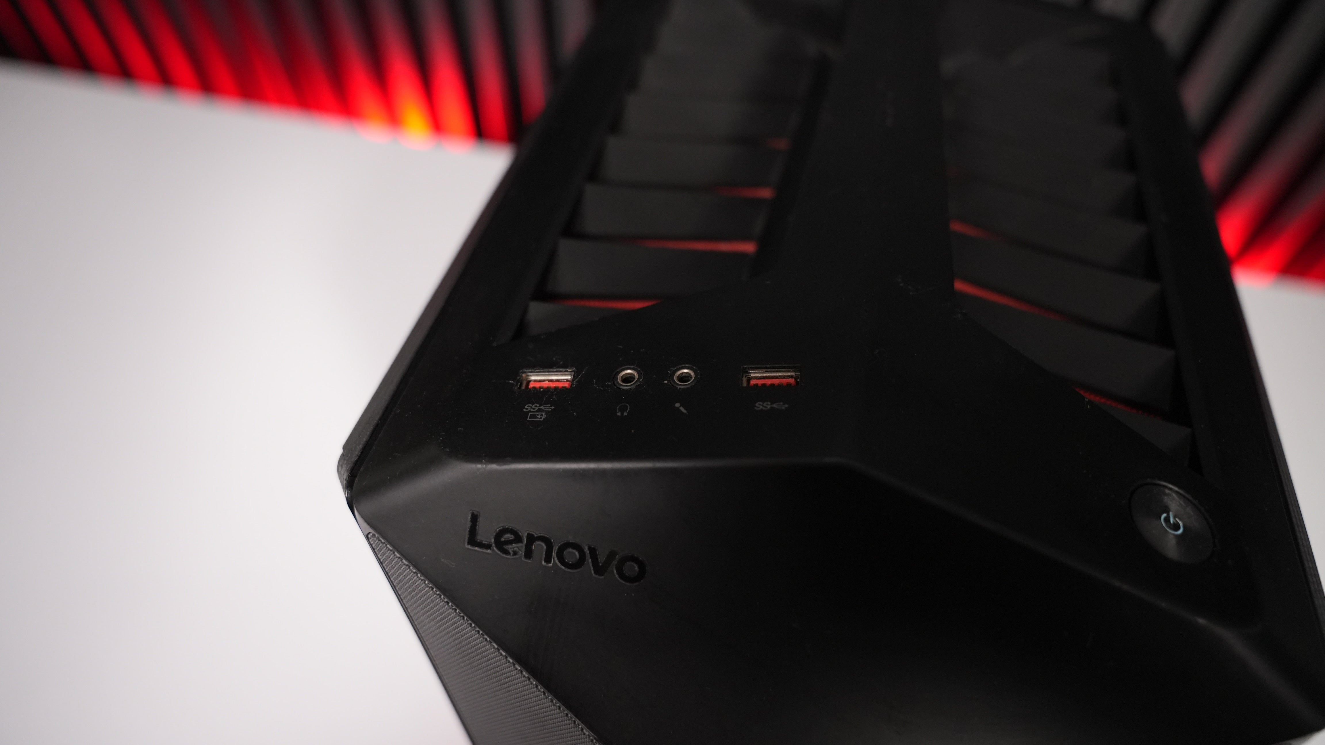 Intel i7 7700 + GTX 1060 Budget Gaming PC
