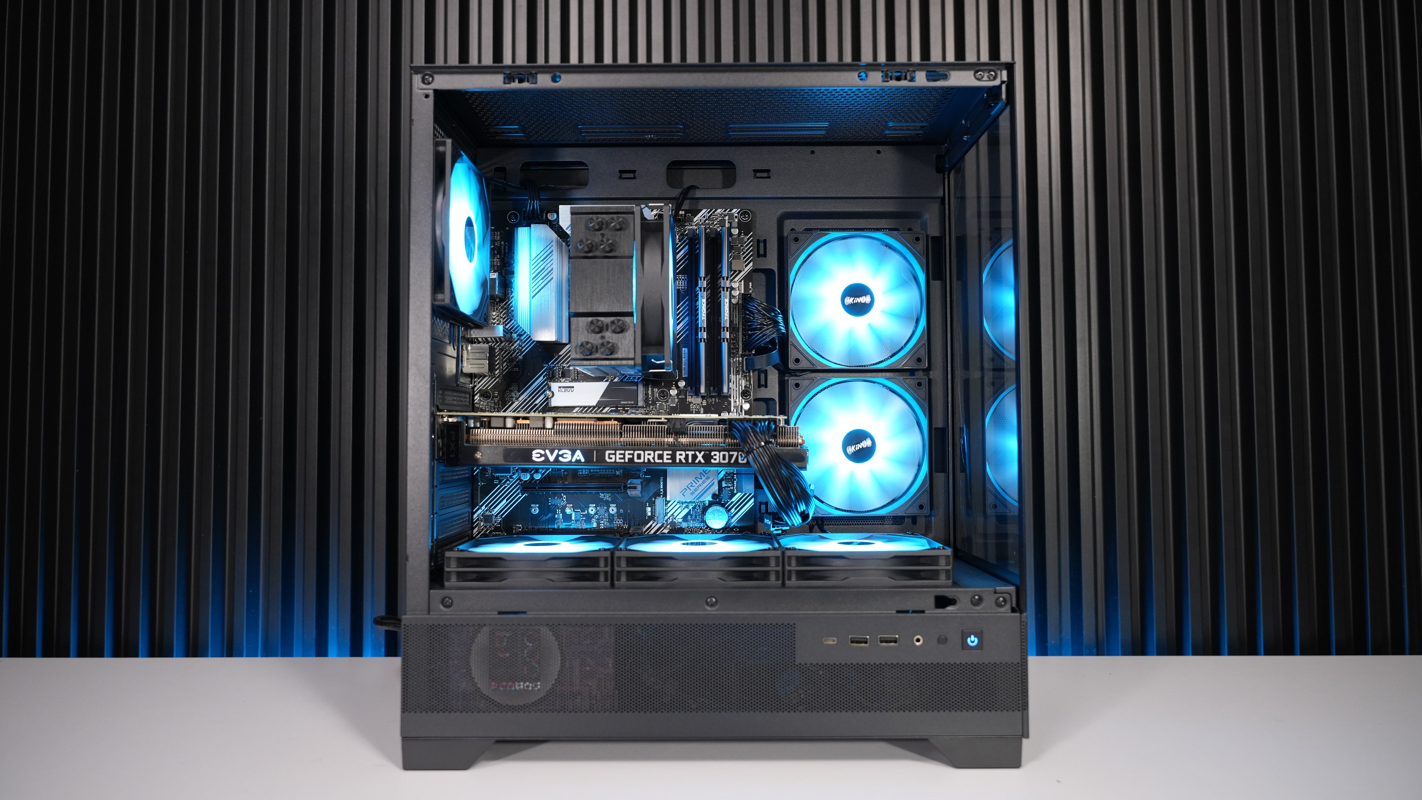 Ryzen 7 5800XT + RTX 3070 Gaming PC