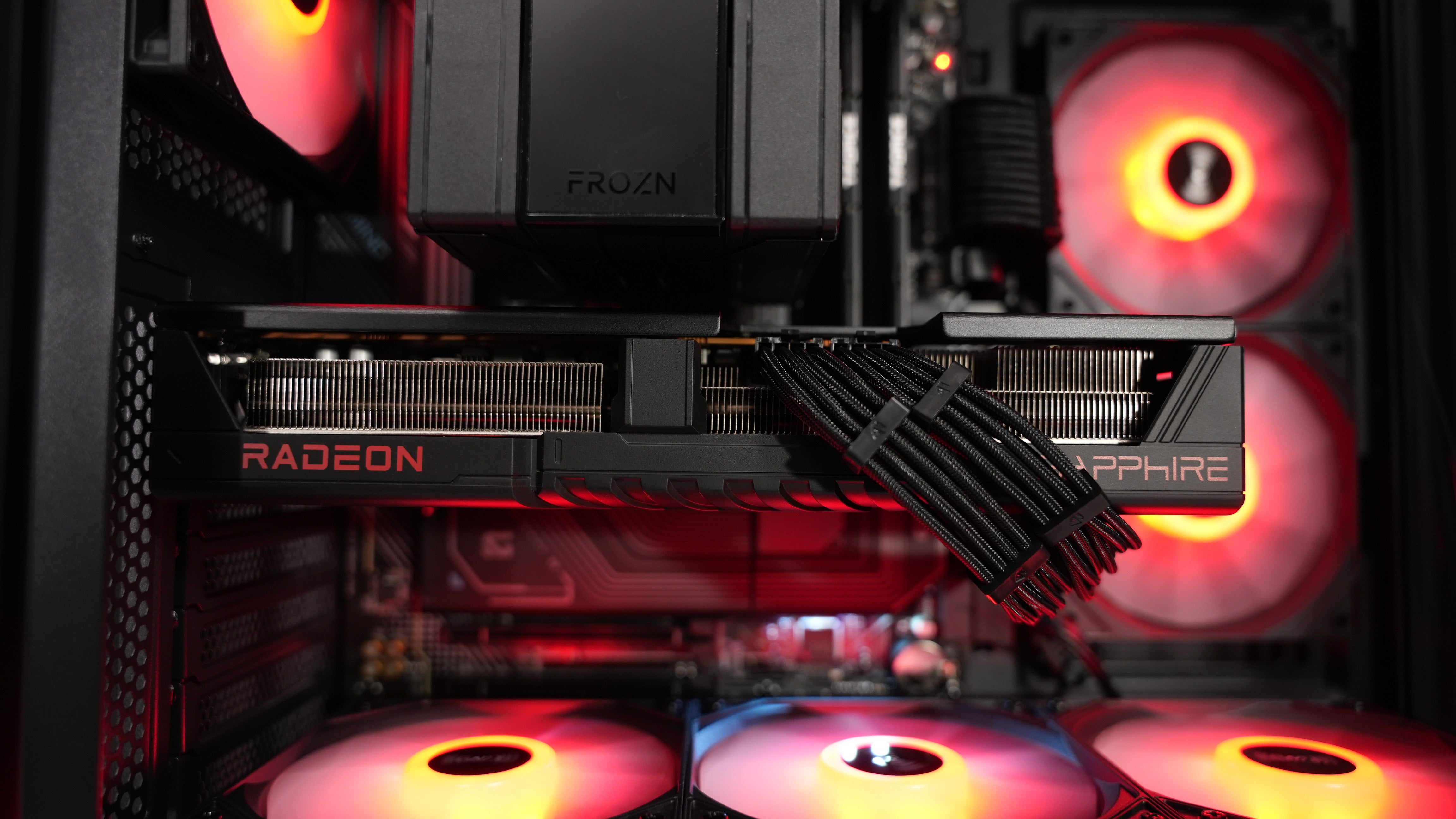 Ryzen 5 9600X + RX 9070 Gaming/Streaming PC