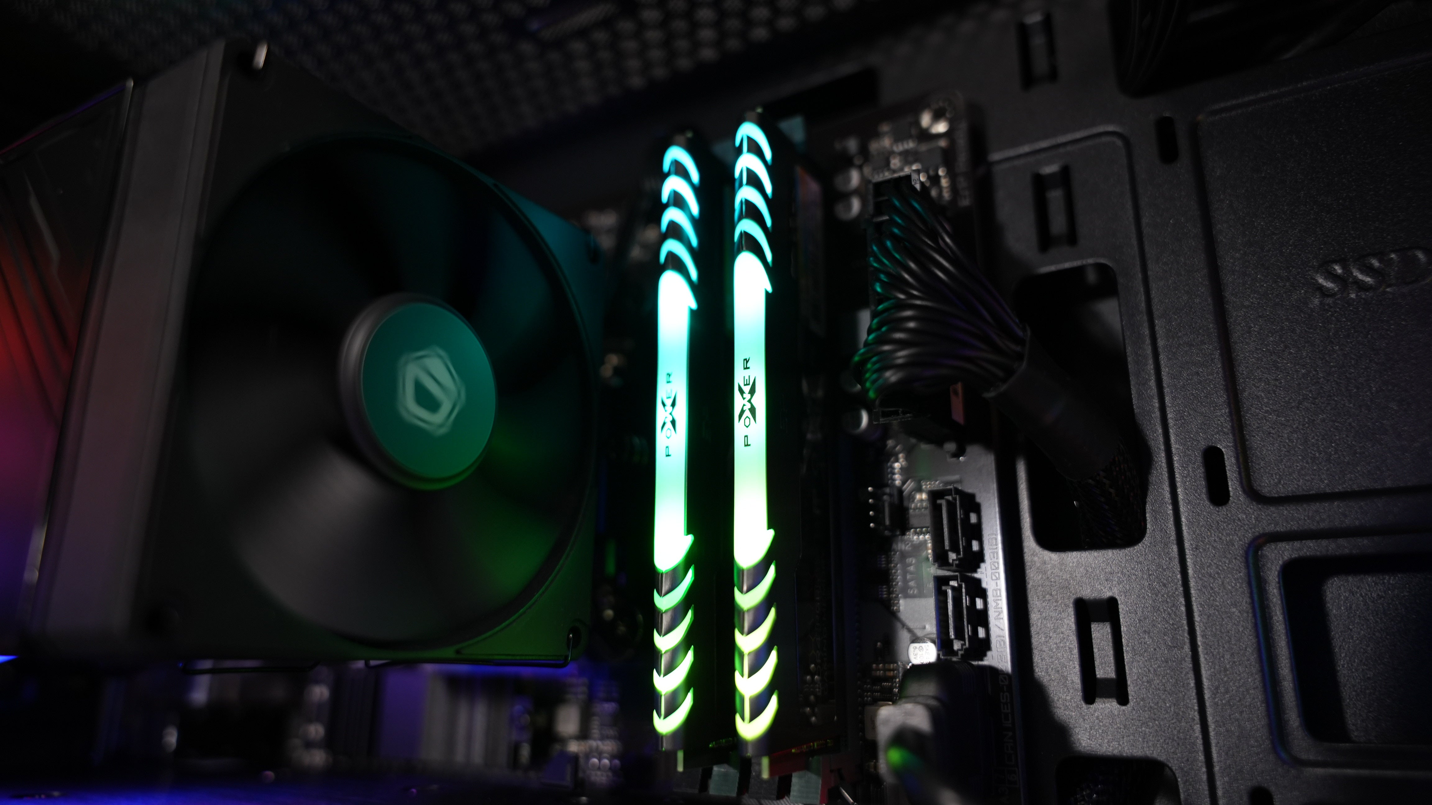 Intel i5 12400F + RX 7600 Gaming PC