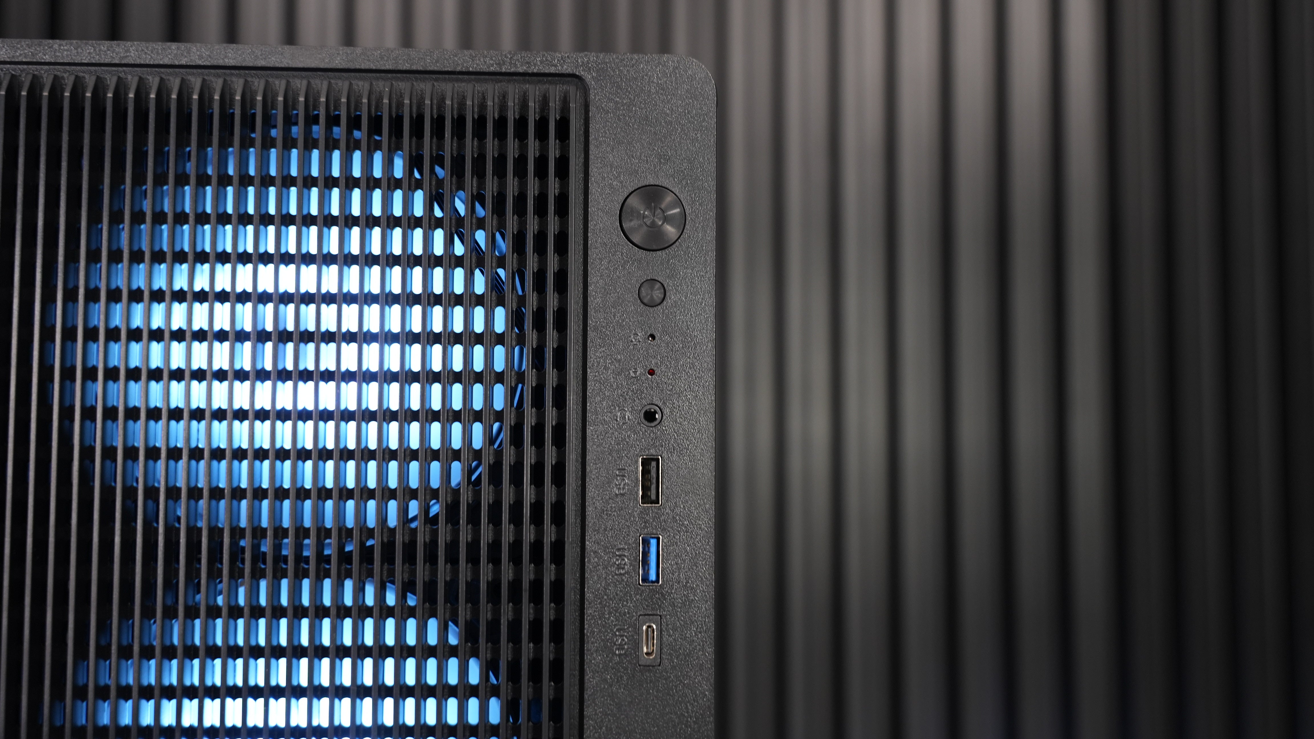 Intel Xeon 2680 + GTX 1080 Gaming PC