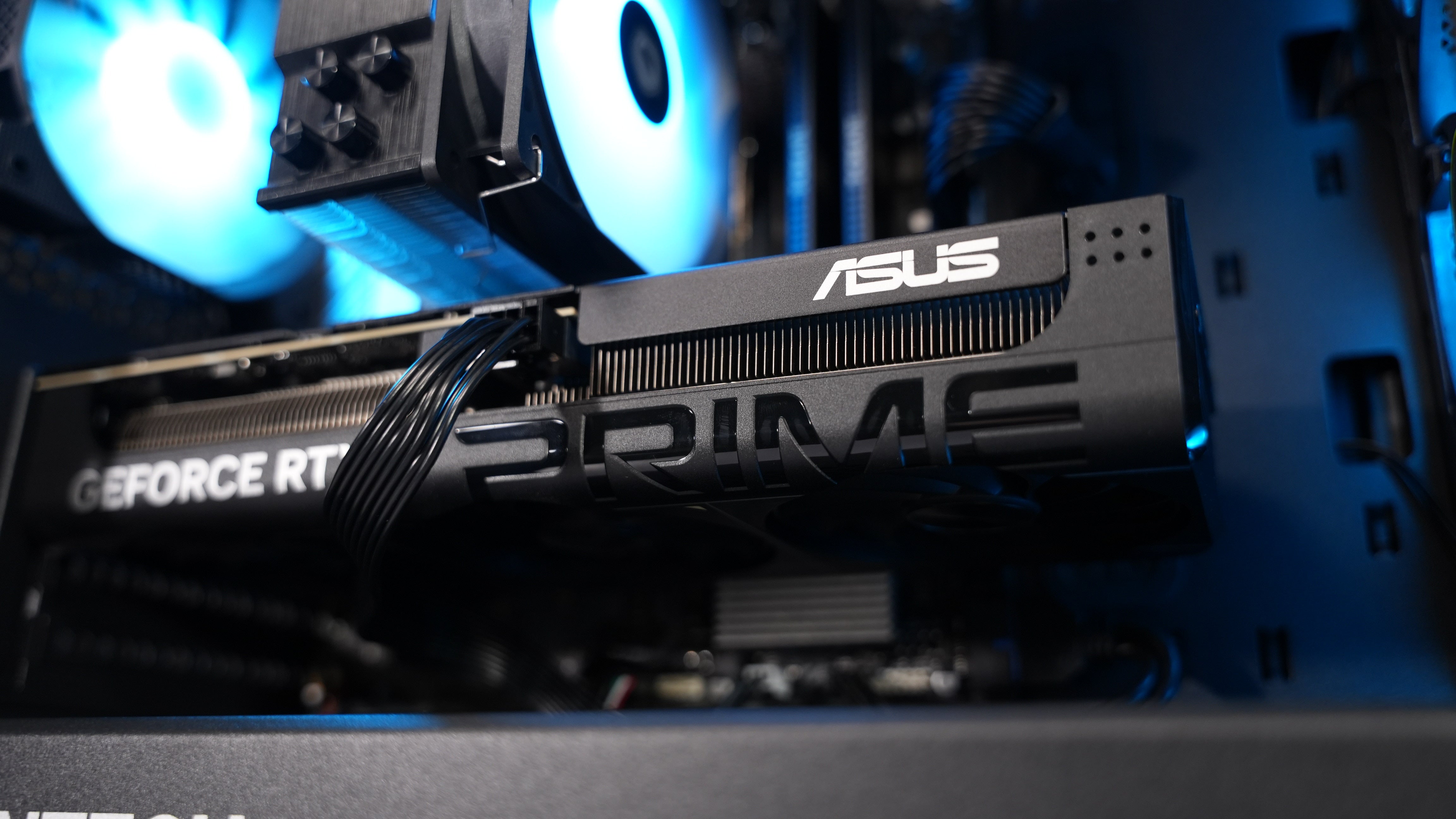 Ryzen 5 7600 + RTX 5060 Ti Gaming/Streaming PC