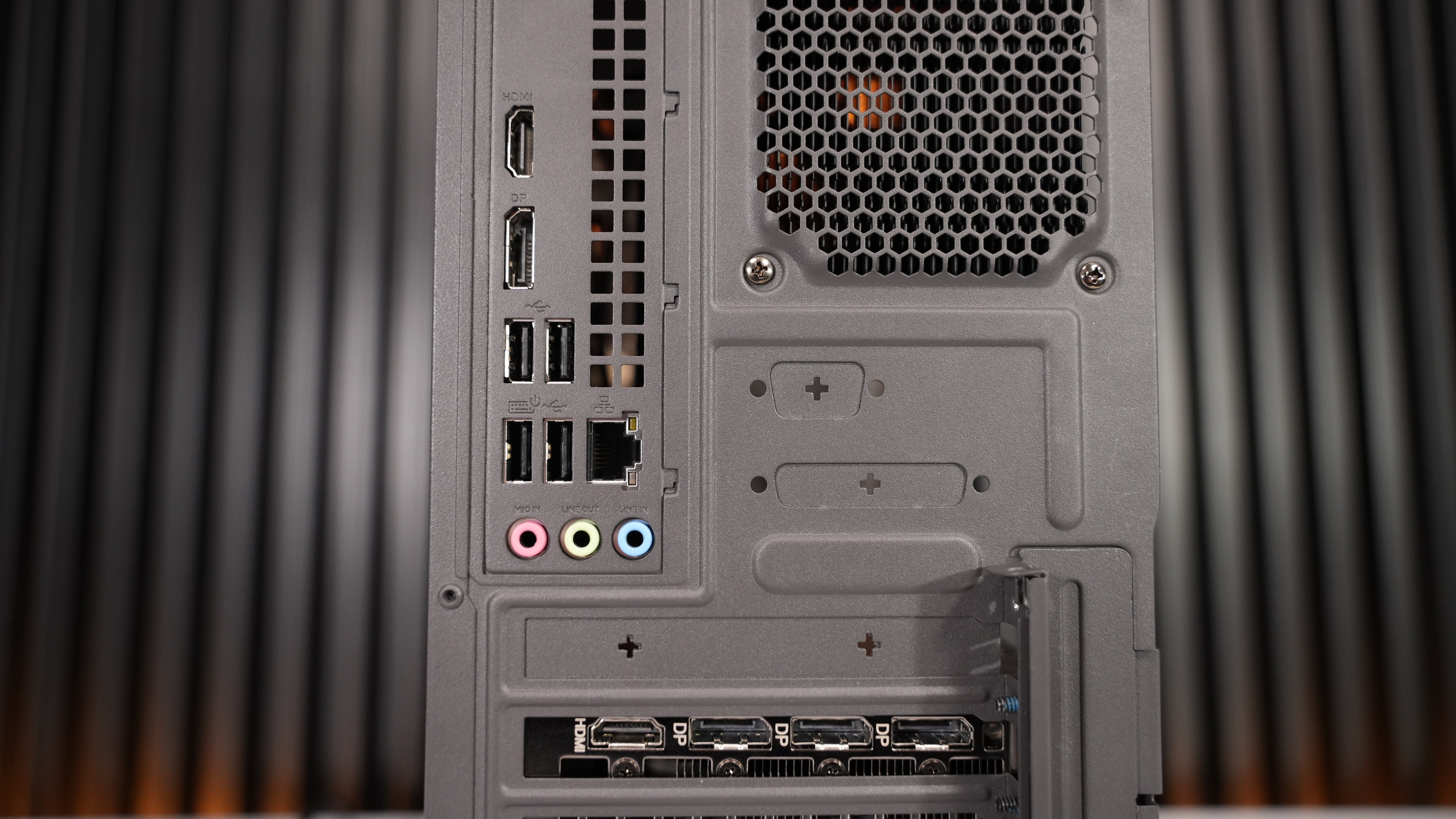 Intel i7 13620H + RTX 5060 Ti Gaming PC