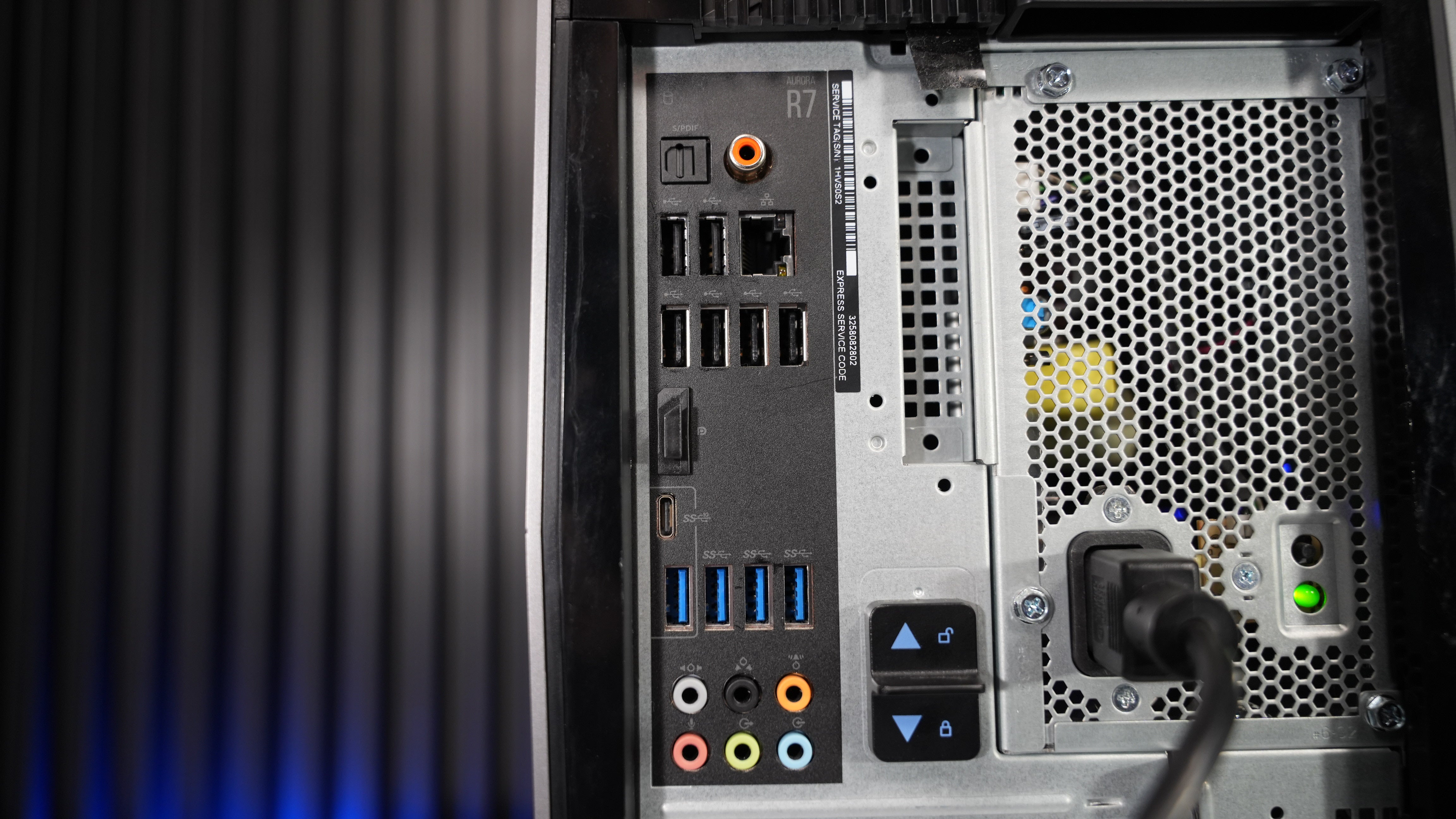 Intel i7 8700 + GTX 1070 Gaming PC