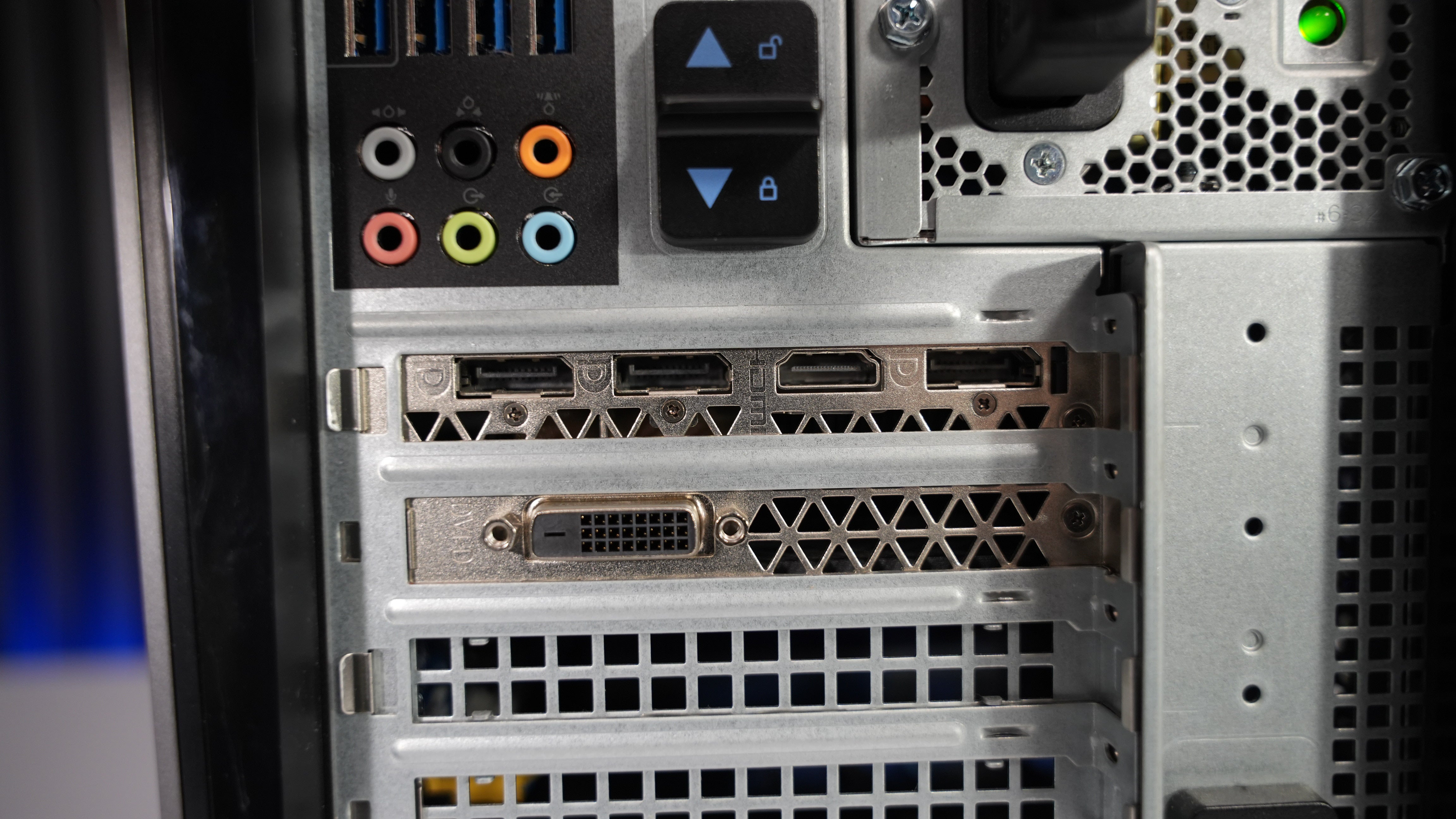 Intel i7 8700 + GTX 1070 Gaming PC