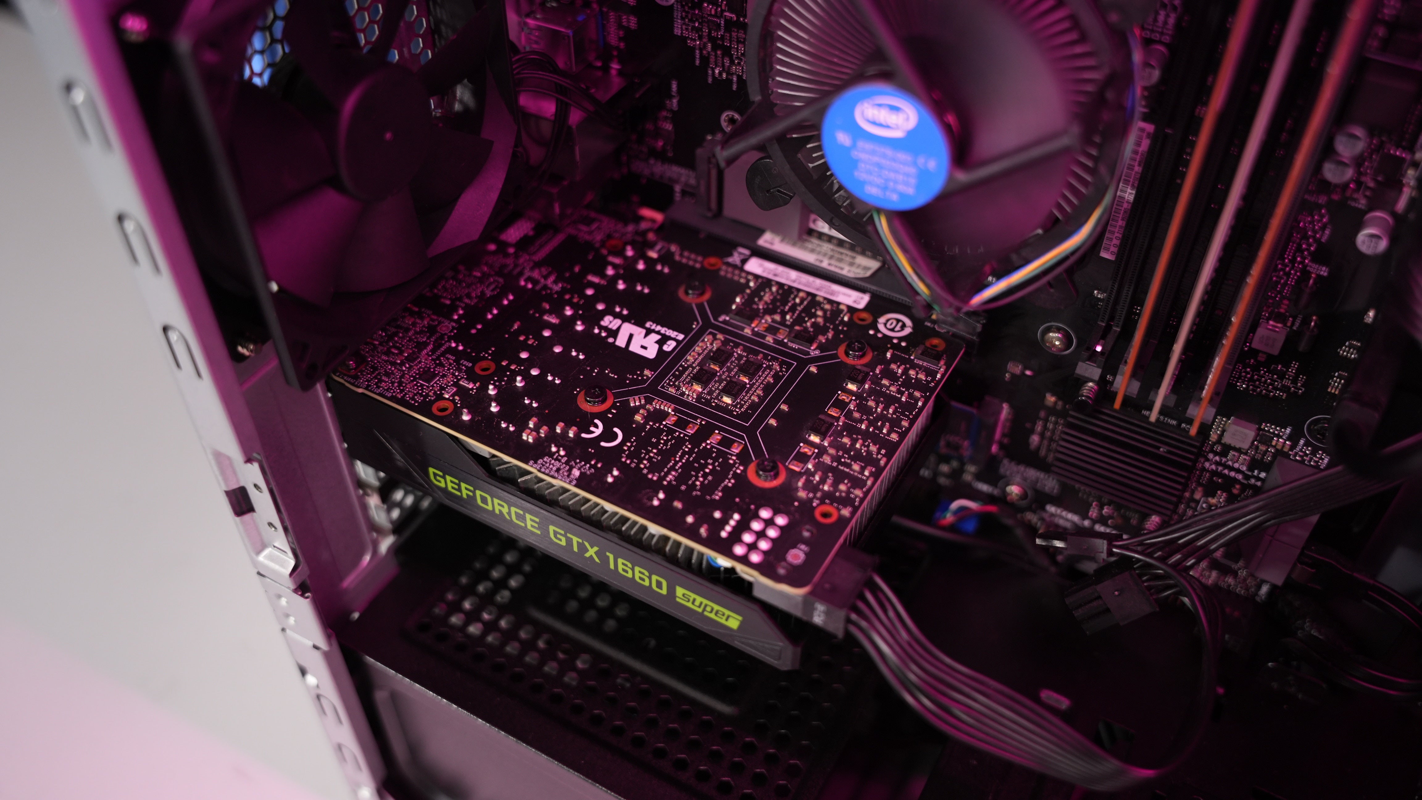 Intel i3 10105F + GTX 1660 Super Gaming PC