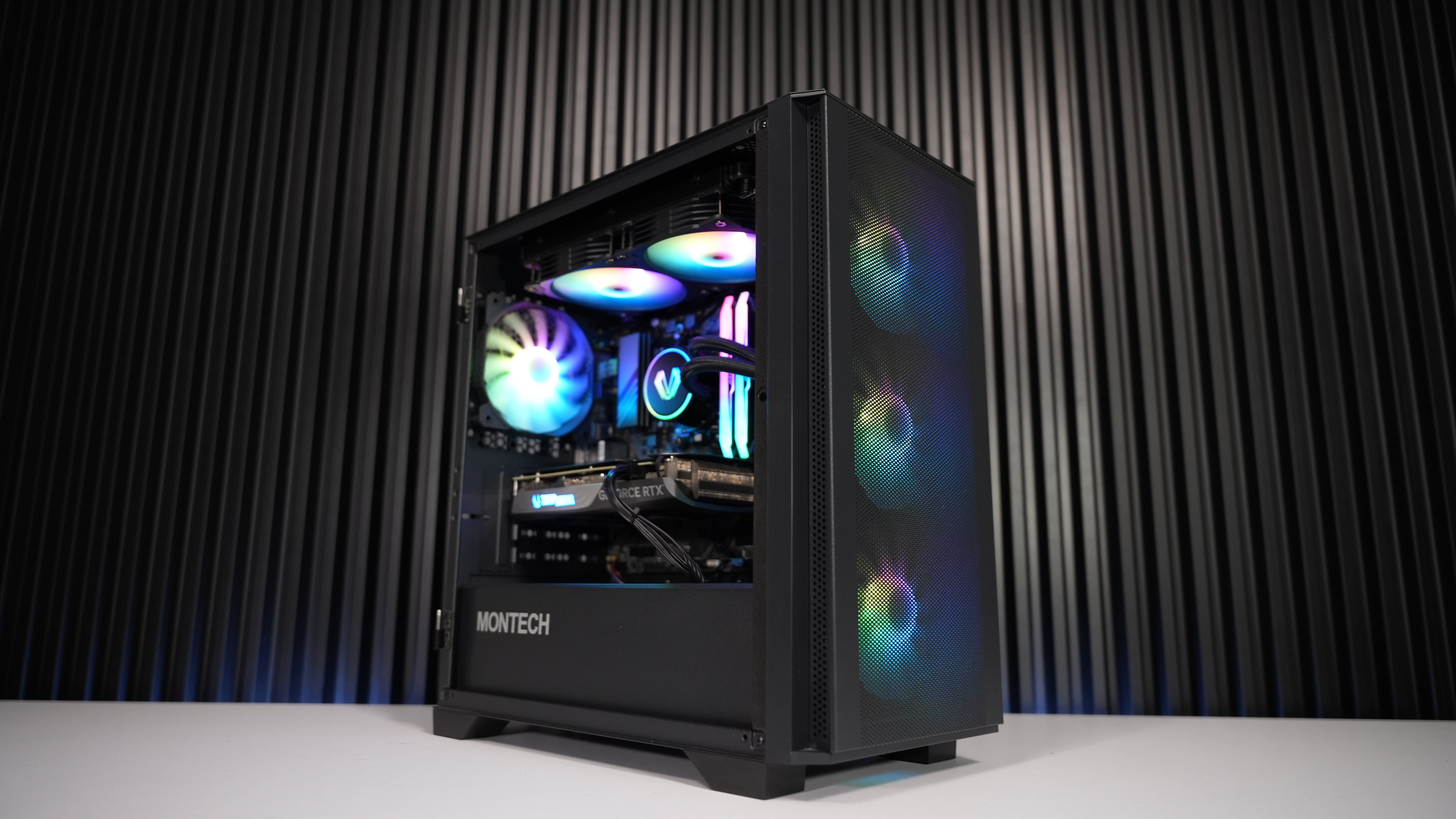 Ryzen 5 7600 + RTX 4070 Gaming/Streaming PC