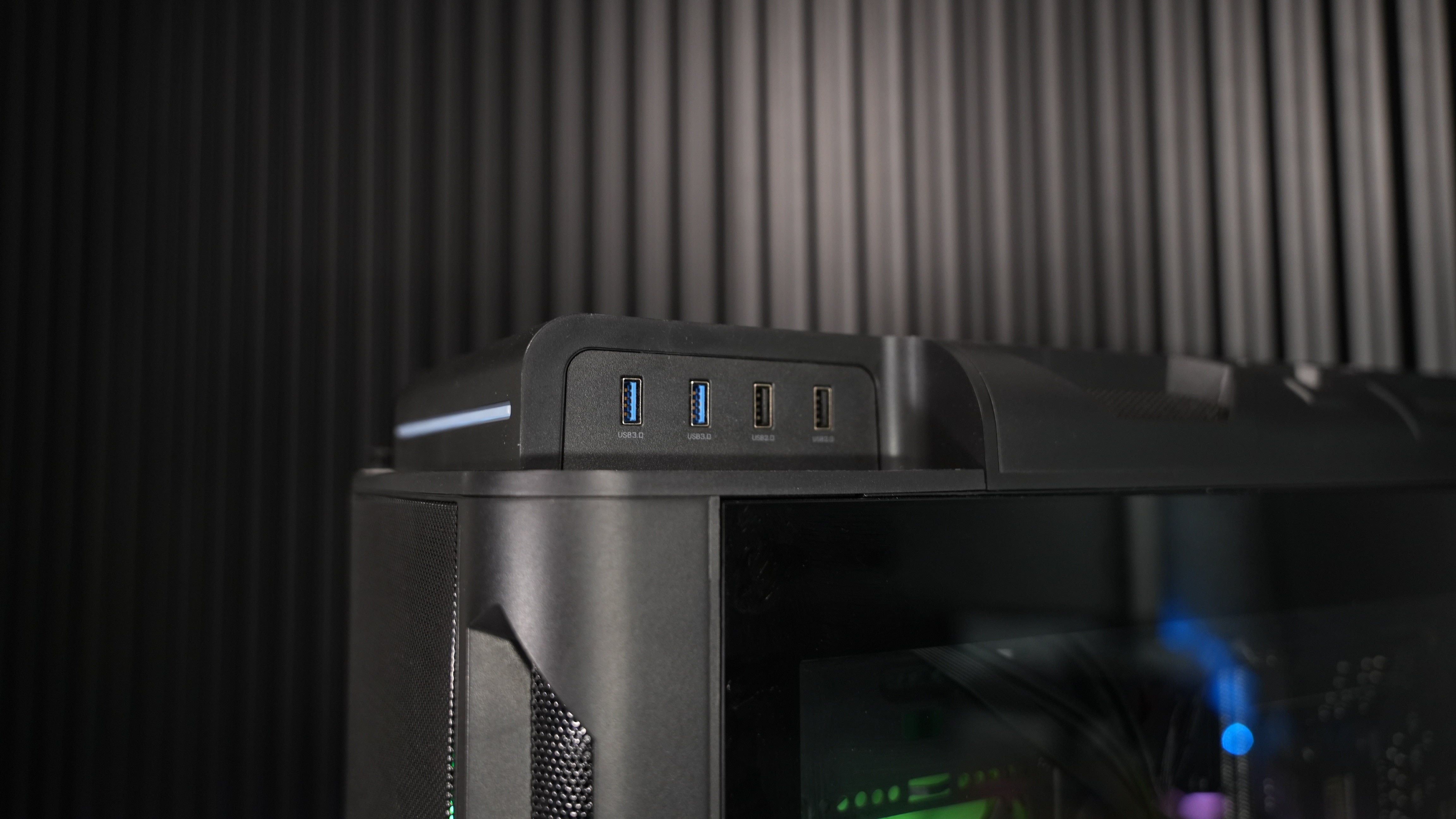Intel i7 9700F + RTX 3060 12GB Gaming PC