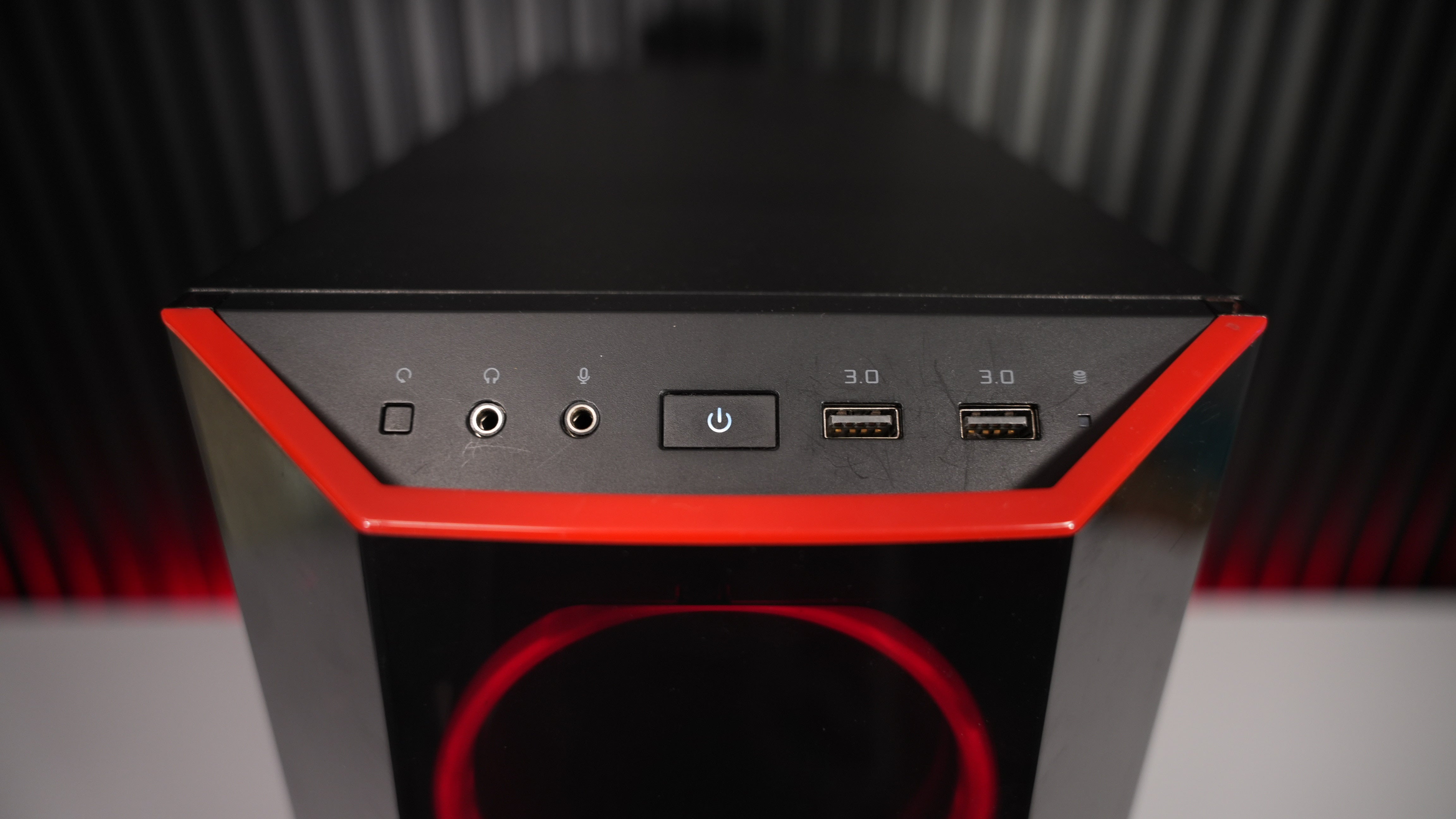 Intel i7 8700 + GTX 1060 3GB Gaming PC