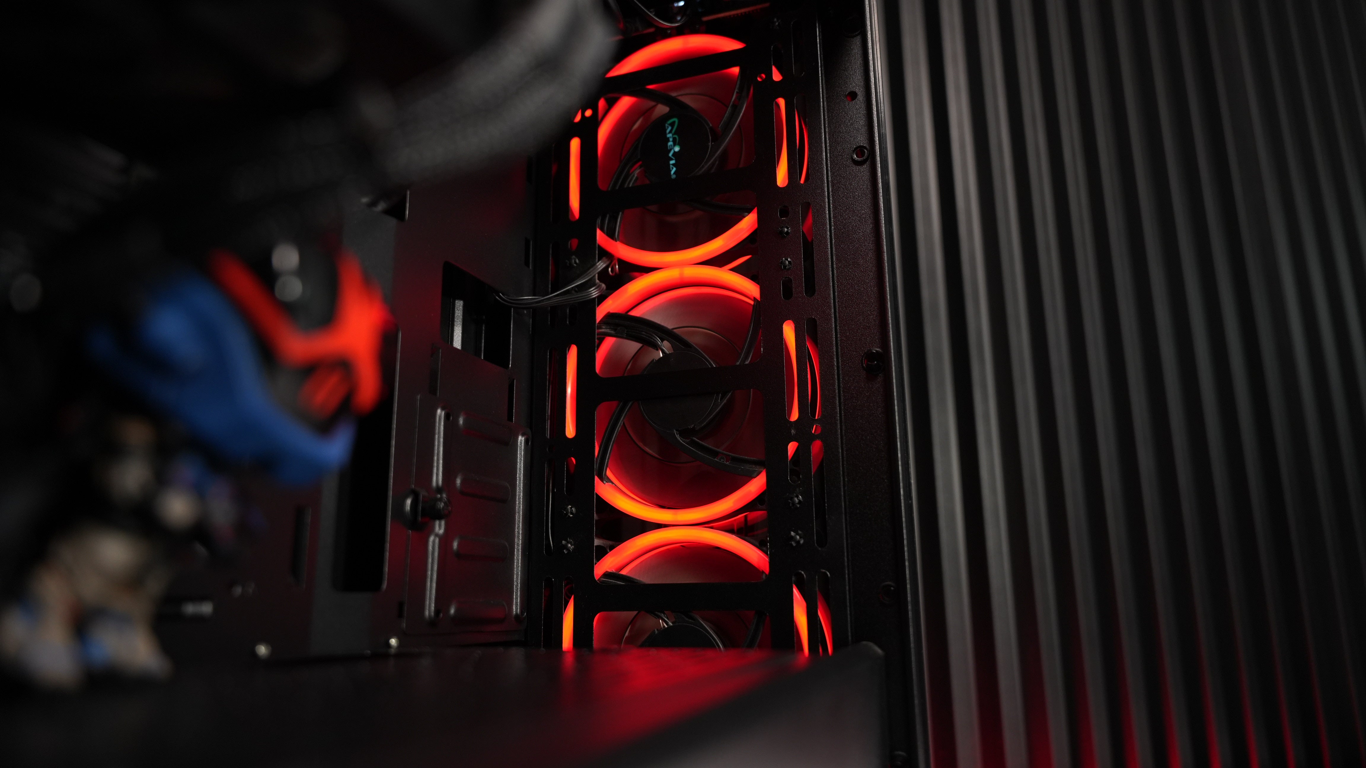 Intel i7 8700 + GTX 1060 3GB Gaming PC