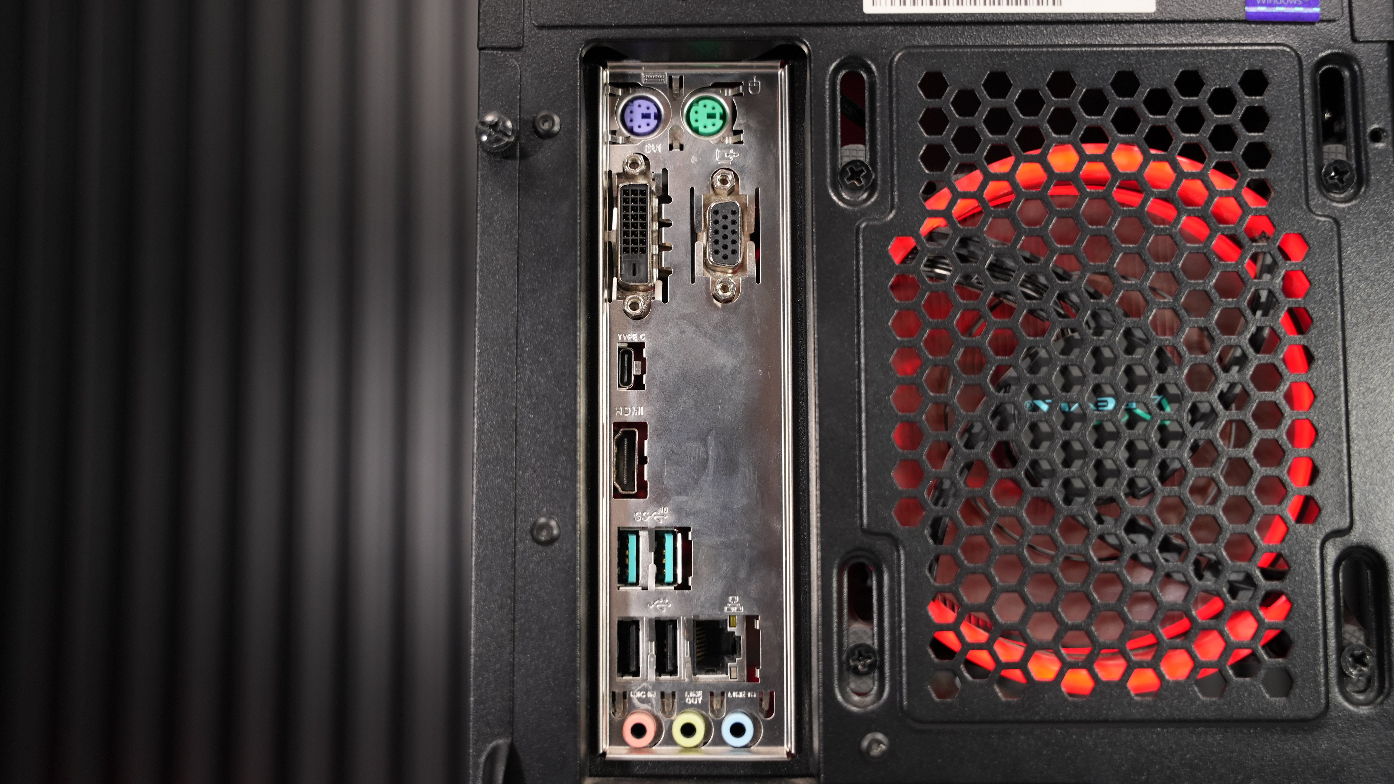 Intel i7 8700 + GTX 1060 3GB Gaming PC