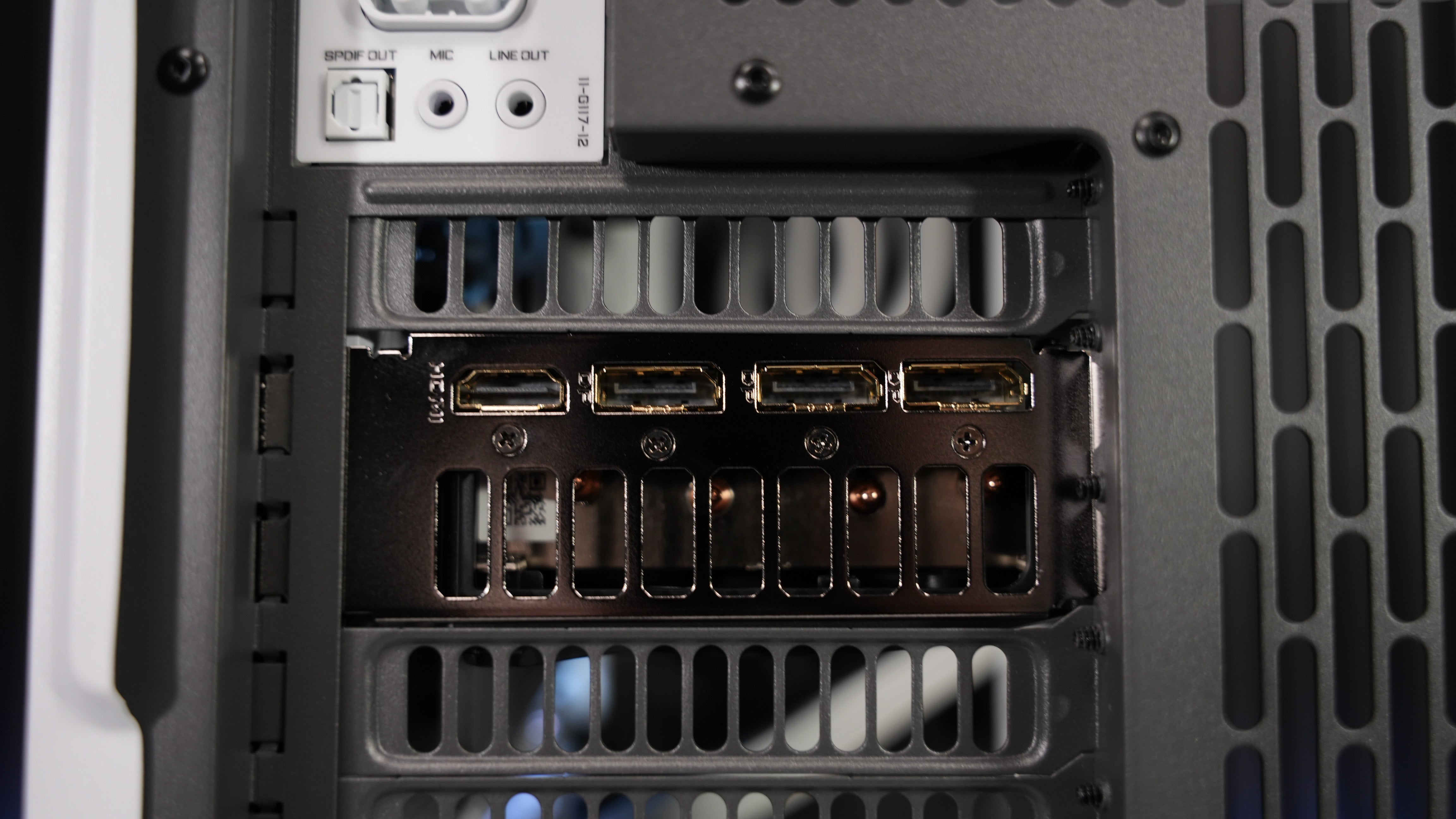 Intel Ultra 7 265K + RTX 5070 Gaming/Streaming PC