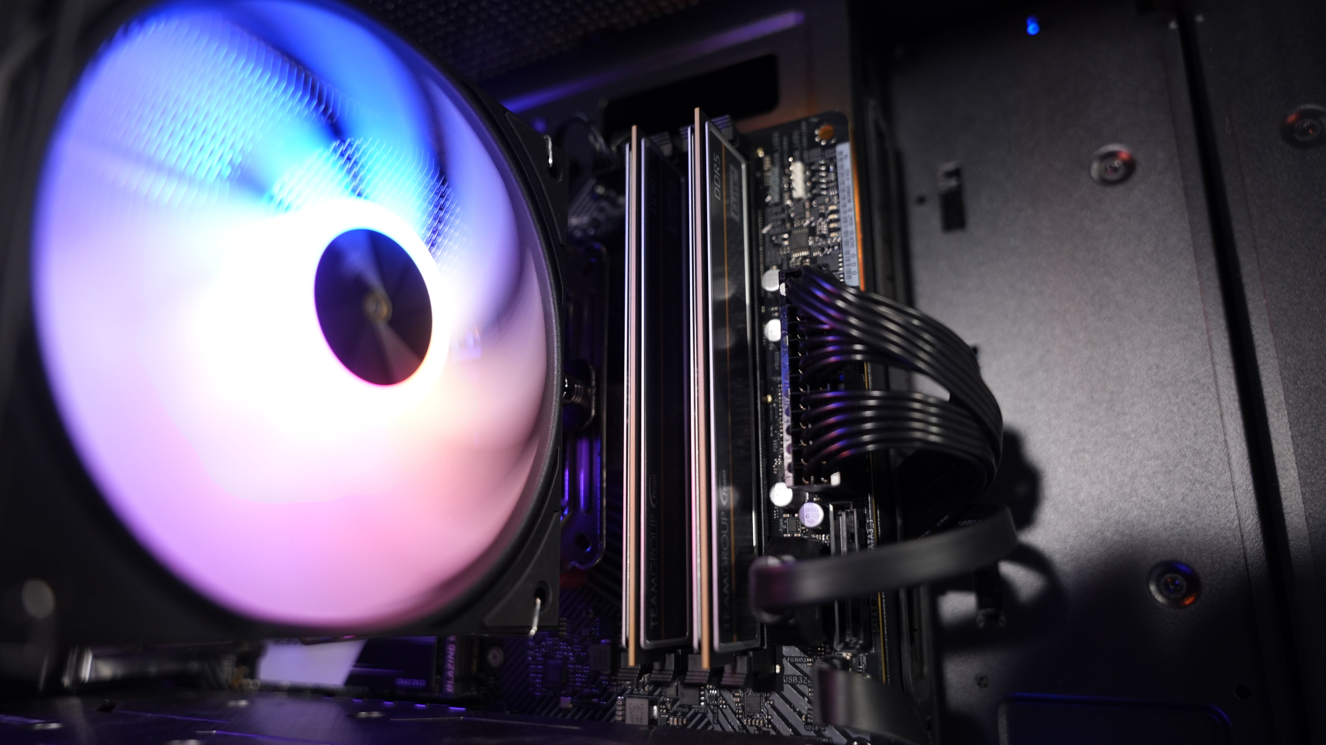 Ryzen 5 7400F + GTX 1660 Ti Gaming PC