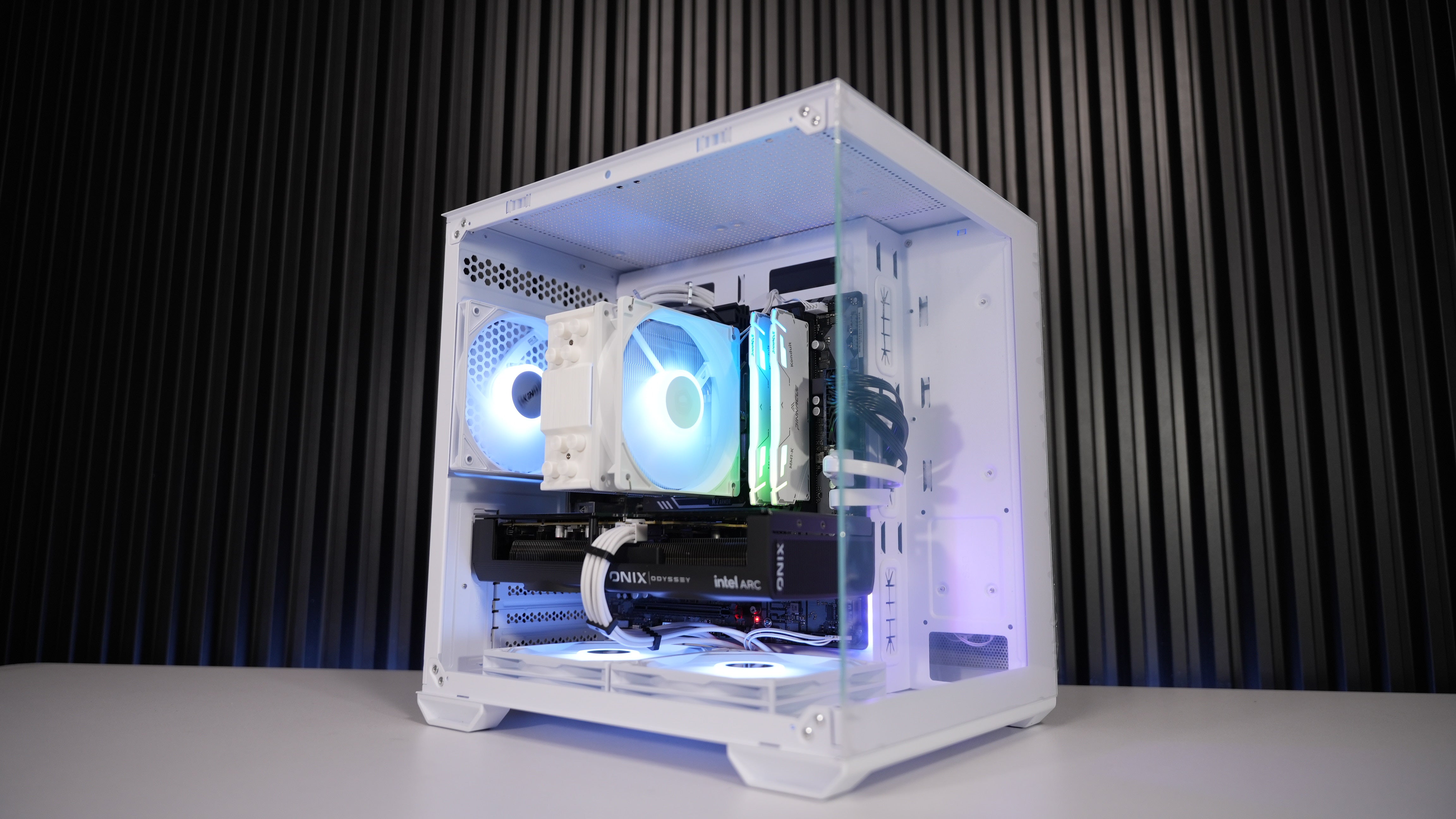 Intel i5 14400F + Intel Arc B580 Gaming PC