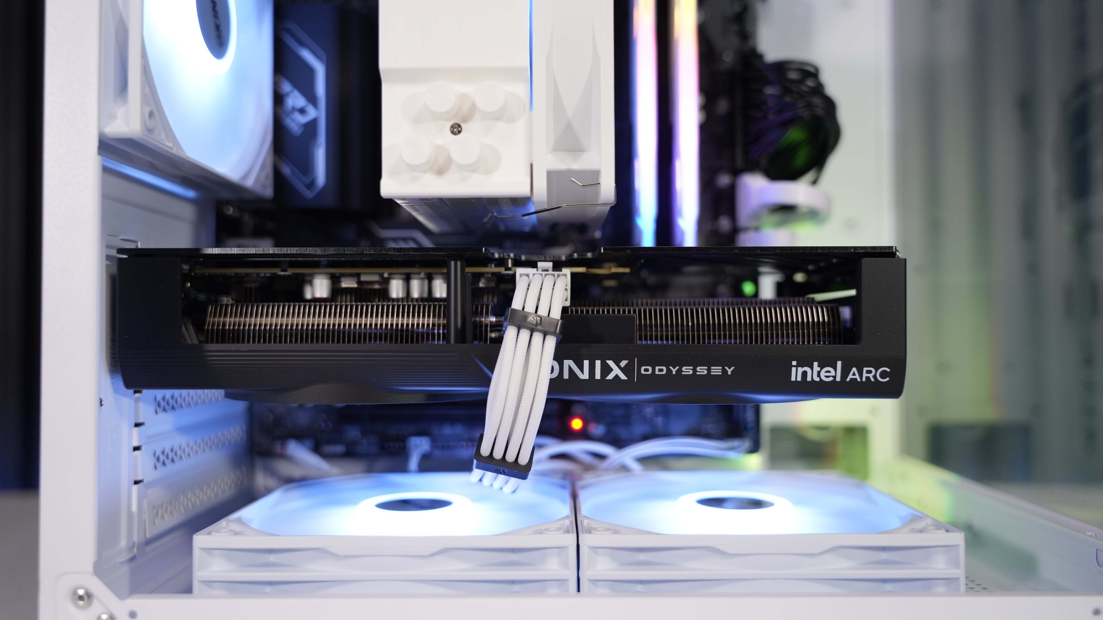 Intel i5 14400F + Intel Arc B580 Gaming PC