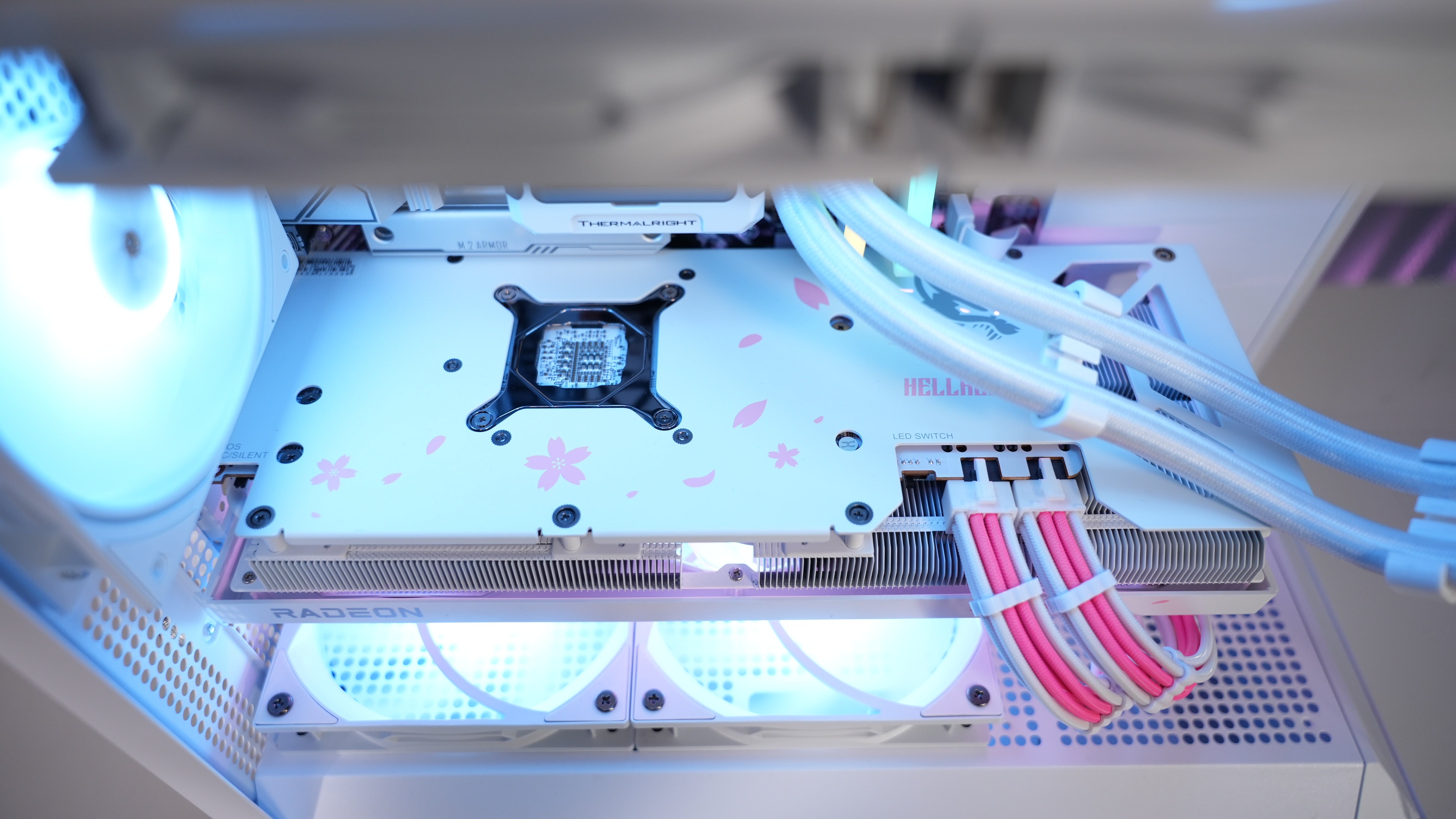 Ryzen 5 9600X + RX 7800XT Gaming/Streaming PC