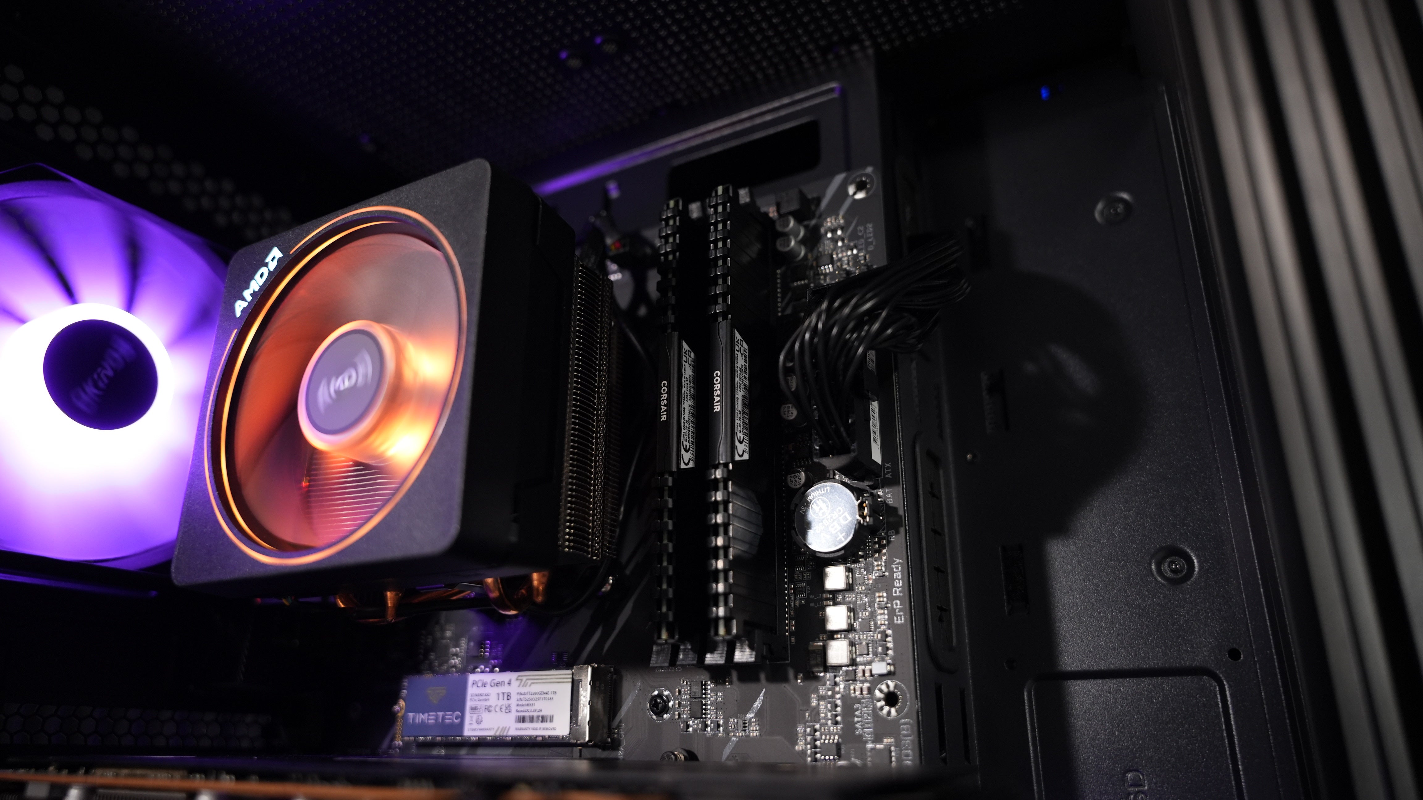 Ryzen 7 5800XT + RX 5600XT Gaming PC