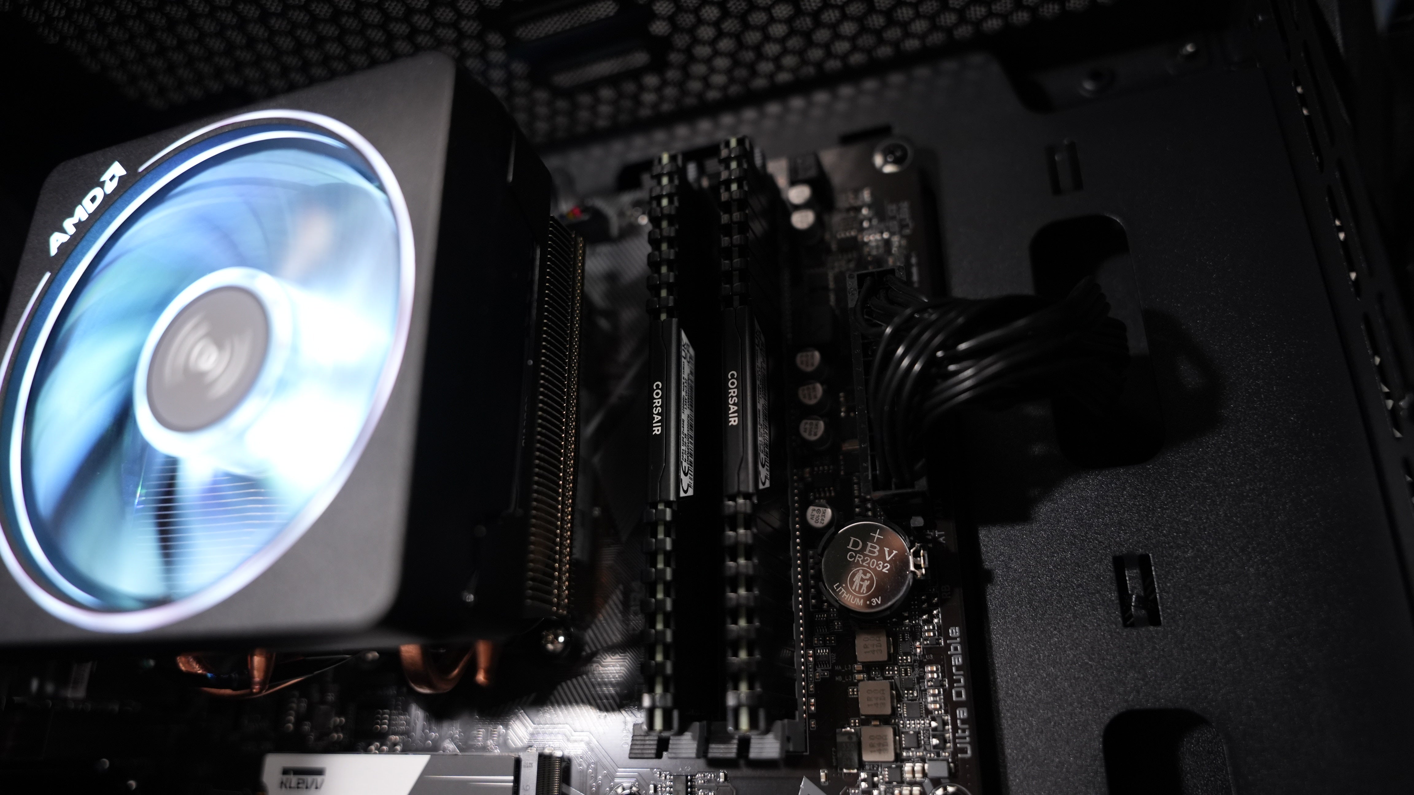 Ryzen 7 5800XT + RX 6700 Gaming PC